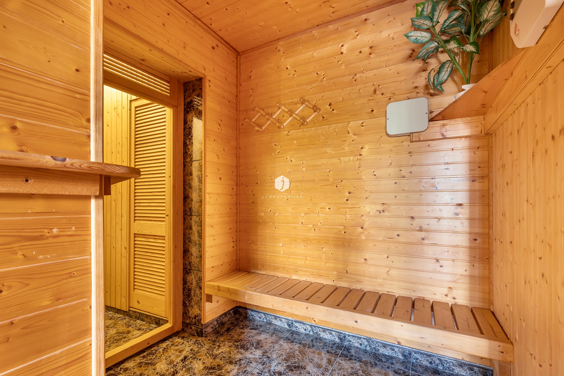 Z drugiej ręki - Villa -
Orihuela Costa - Costa Blanca