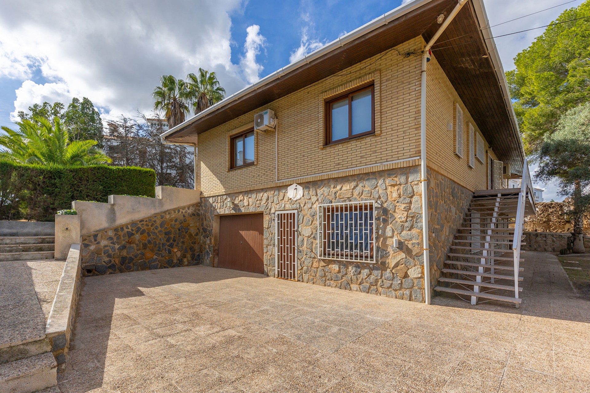 Z drugiej ręki - Villa -
Orihuela Costa - Costa Blanca