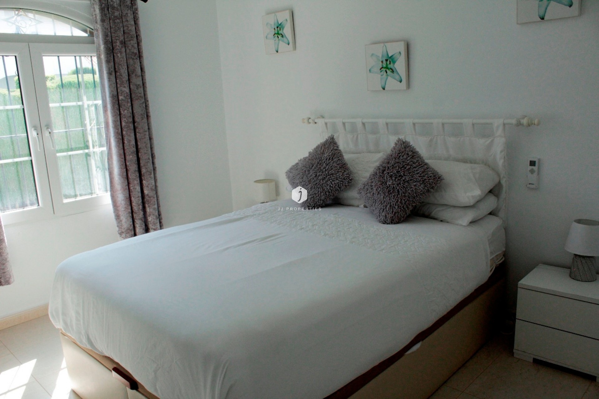 Z drugiej ręki - Villa -
Orihuela Costa - Costa Blanca