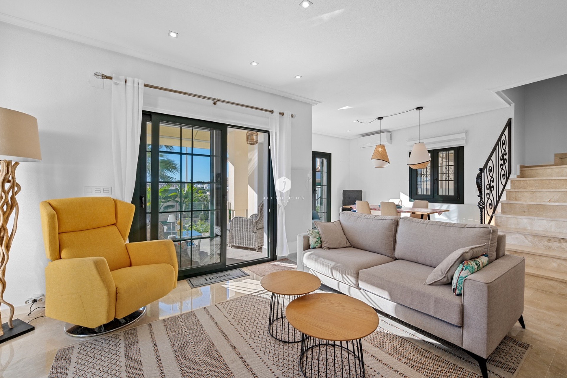 Z drugiej ręki - Villa -
Orihuela Costa - Costa Blanca