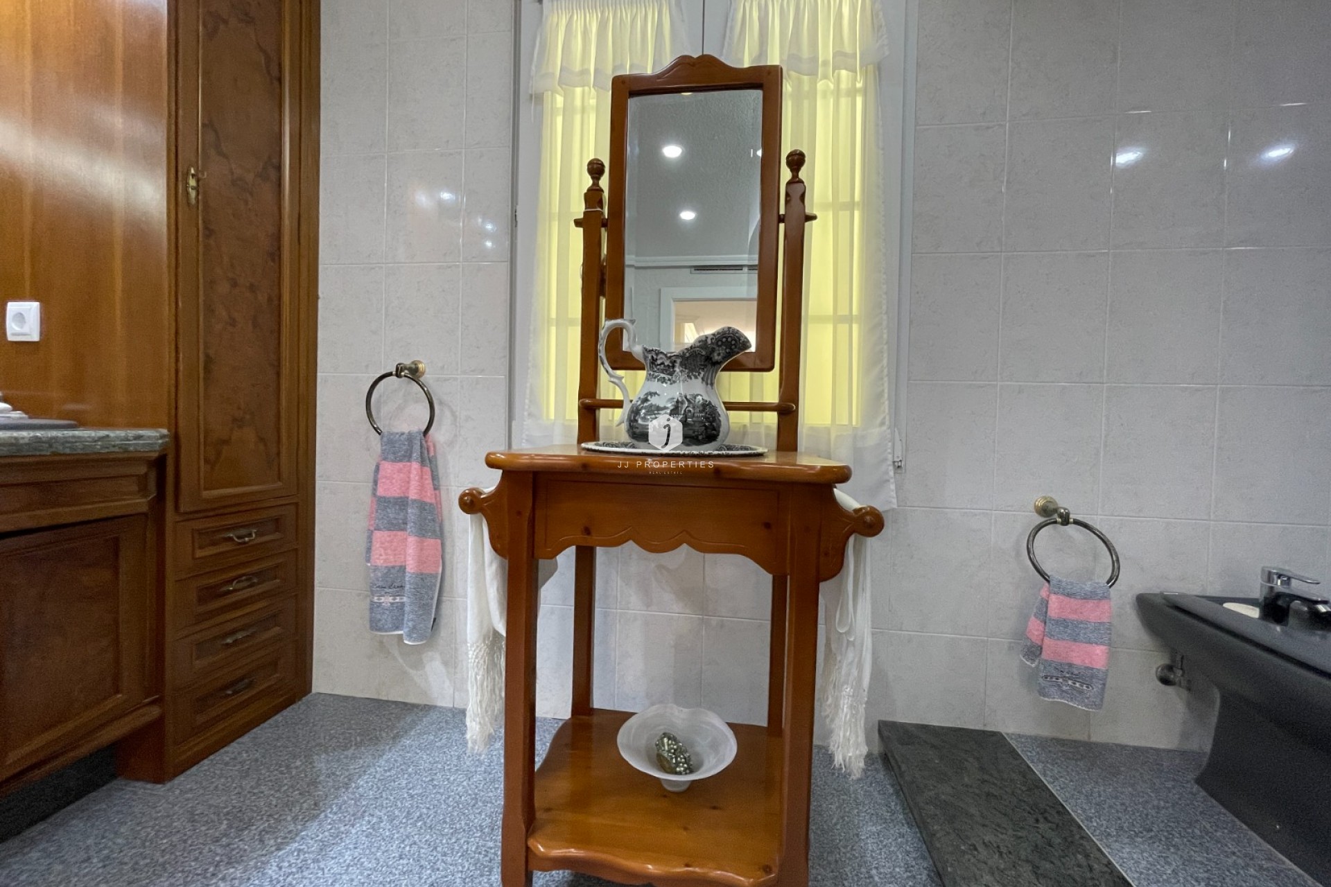 Z drugiej ręki - Villa -
Orihuela Costa - Costa Blanca