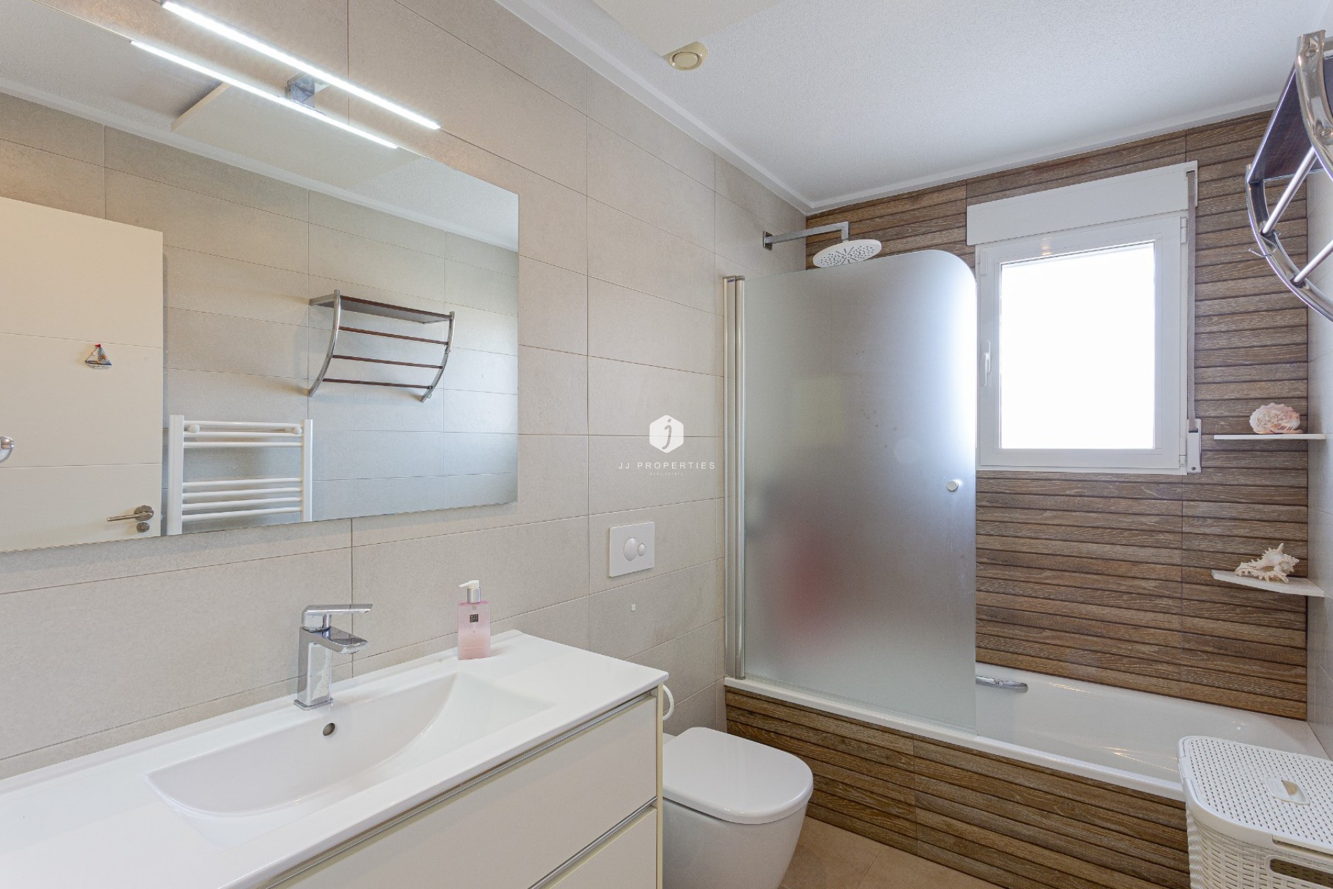 Z drugiej ręki - Villa -
Orihuela Costa - Costa Blanca