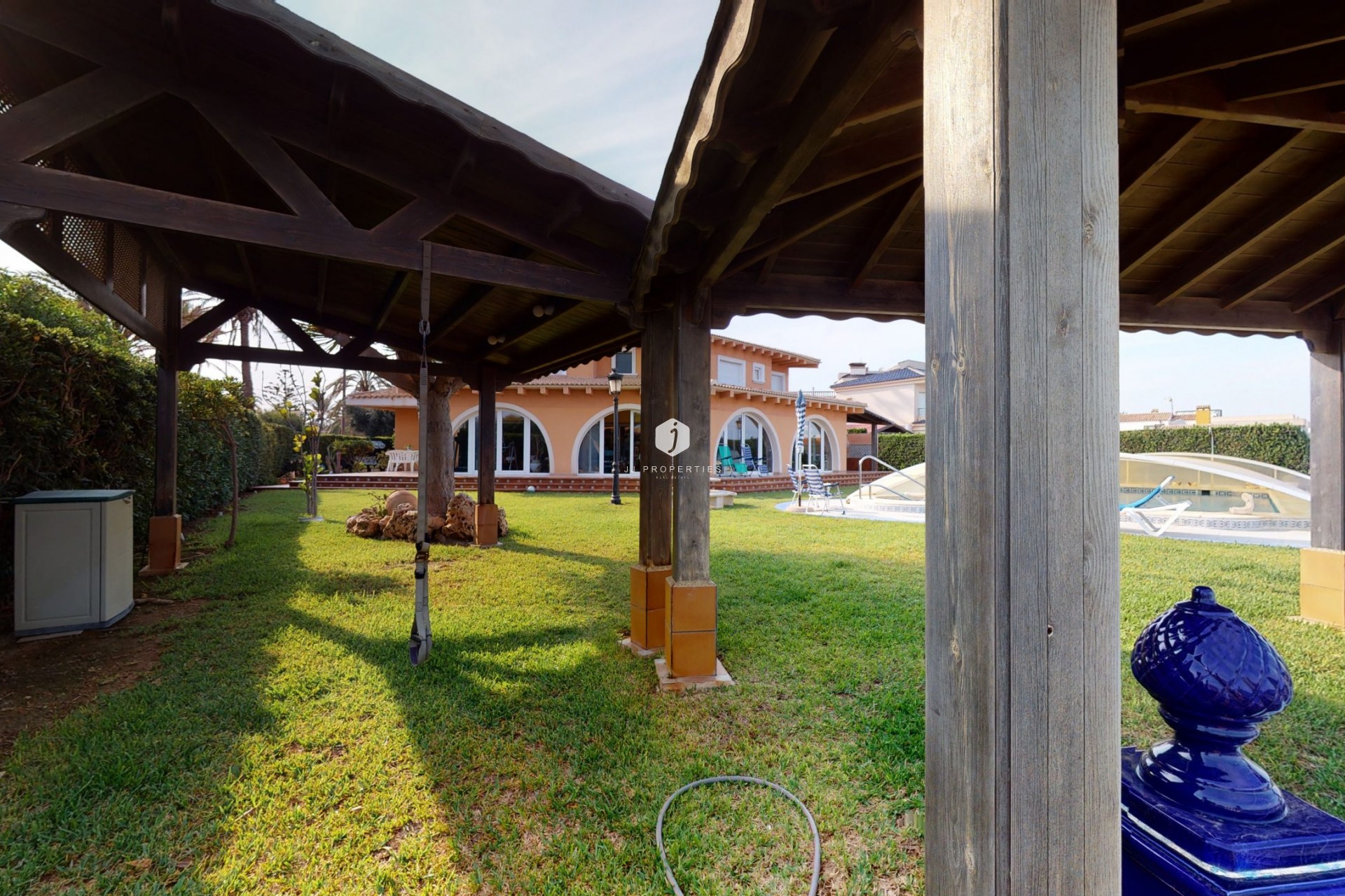 Z drugiej ręki - Villa -
Orihuela Costa - Costa Blanca