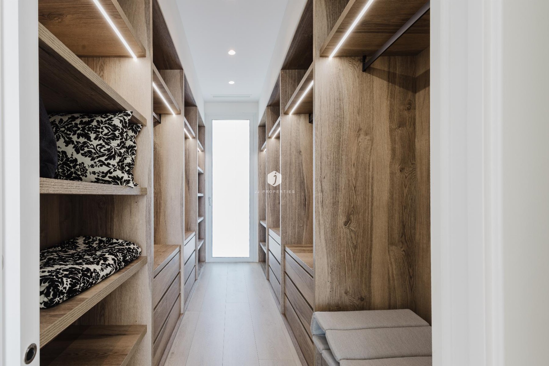 Z drugiej ręki - Villa -
Orihuela Costa - Costa Blanca