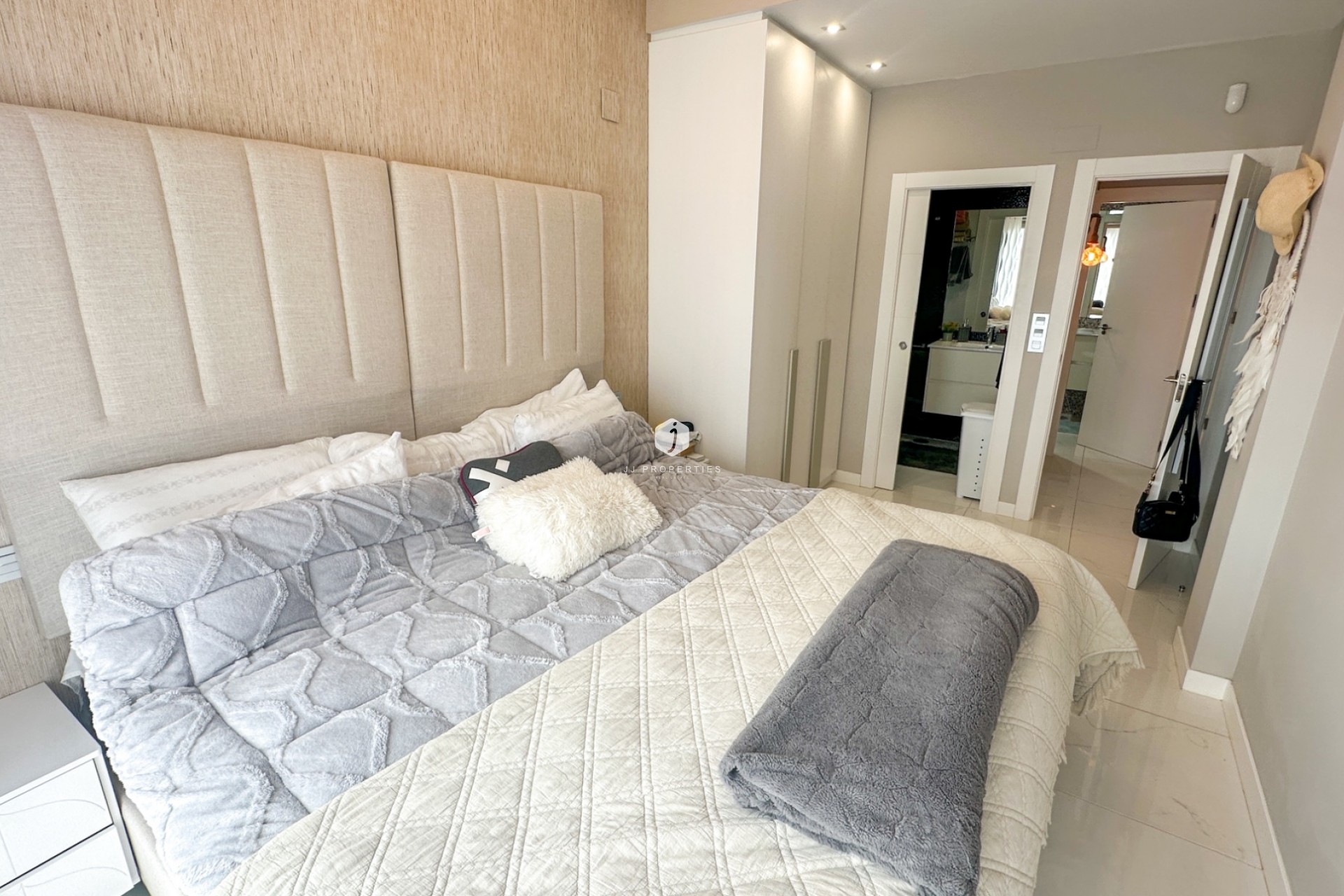 Z drugiej ręki - Villa -
Orihuela Costa - Costa Blanca