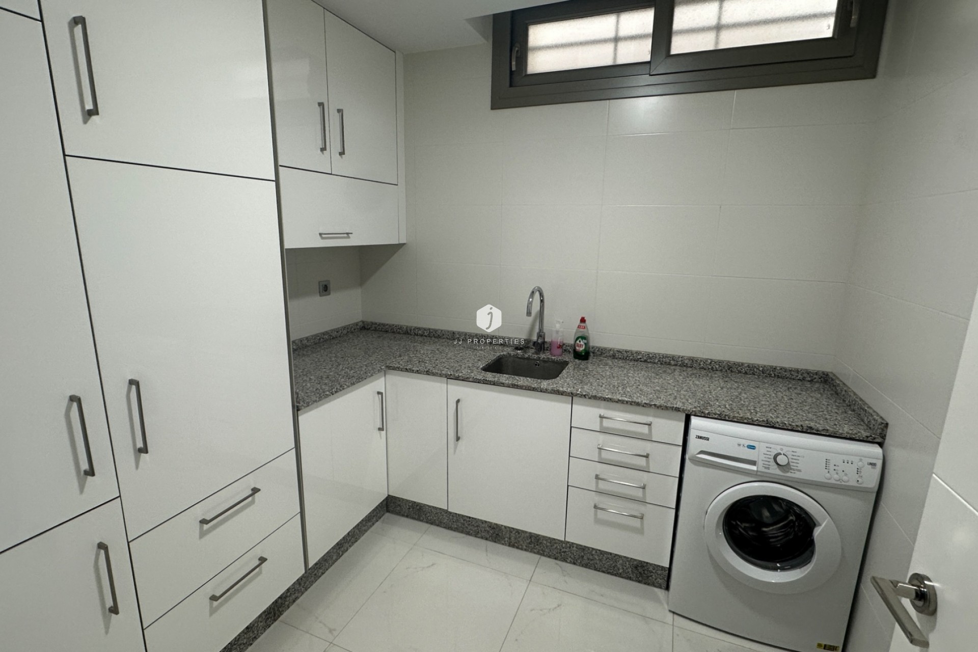 Z drugiej ręki - Villa -
Orihuela Costa - Costa Blanca