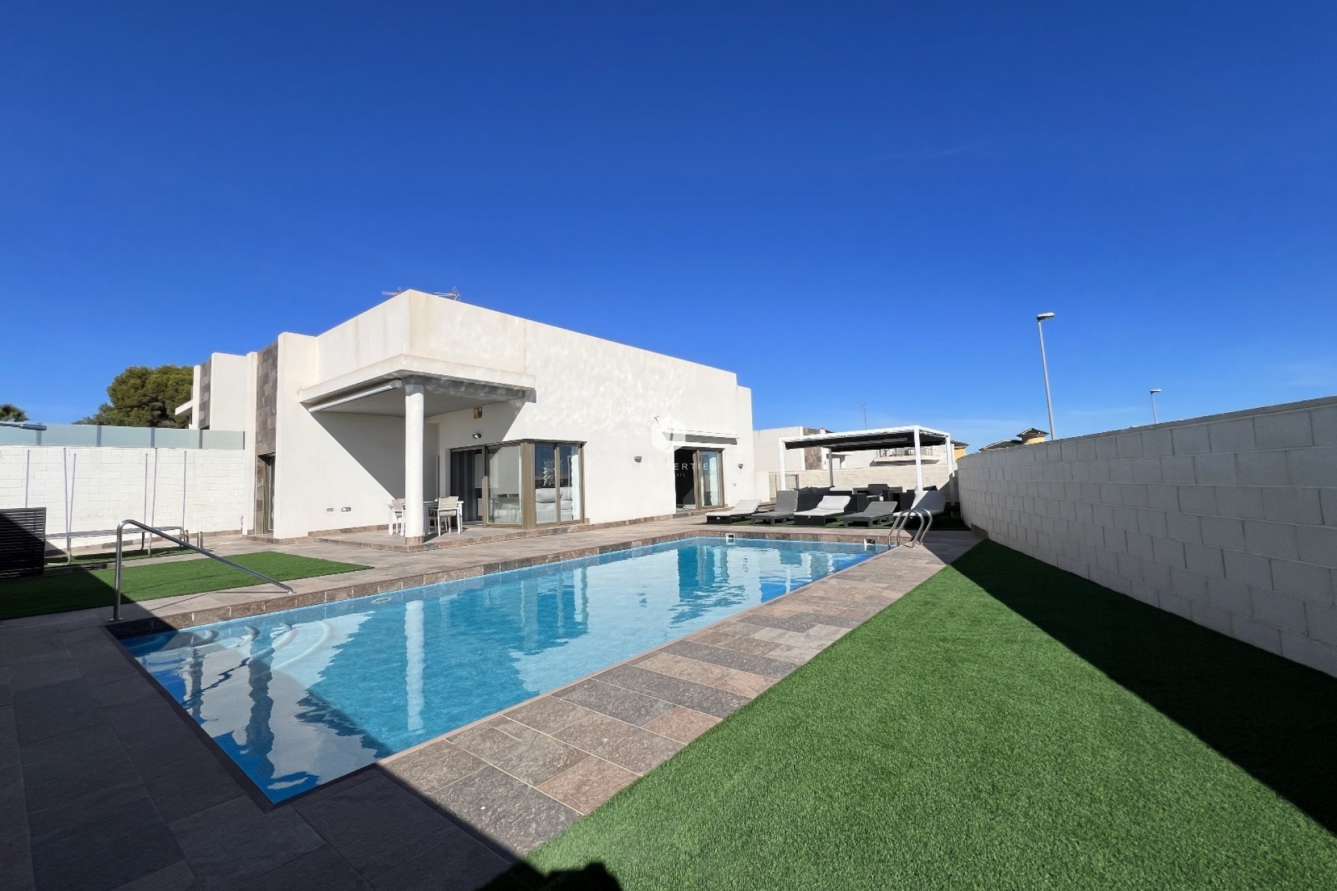 Z drugiej ręki - Villa -
Orihuela Costa - Costa Blanca