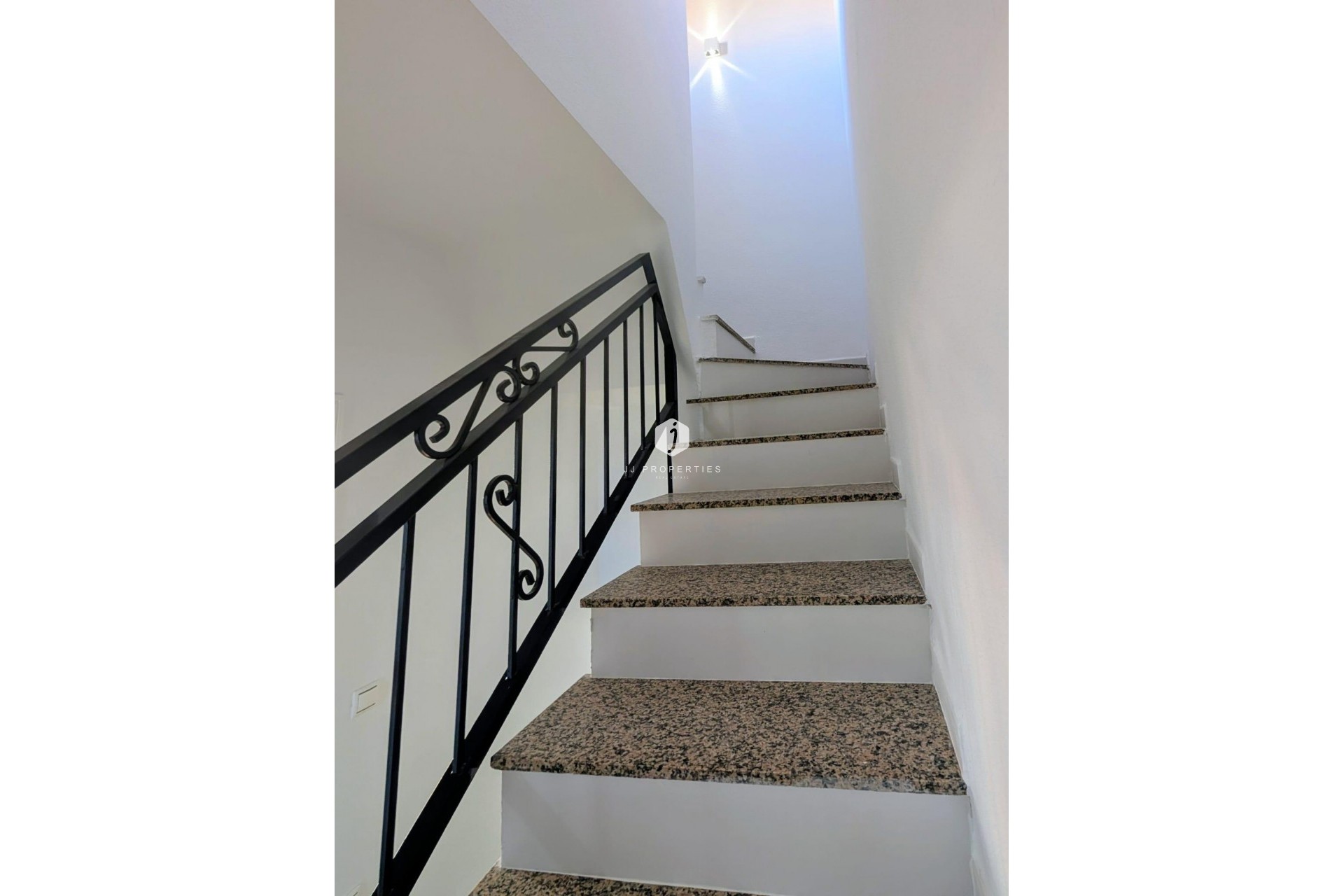 Z drugiej ręki - Villa -
Orihuela Costa - Costa Blanca