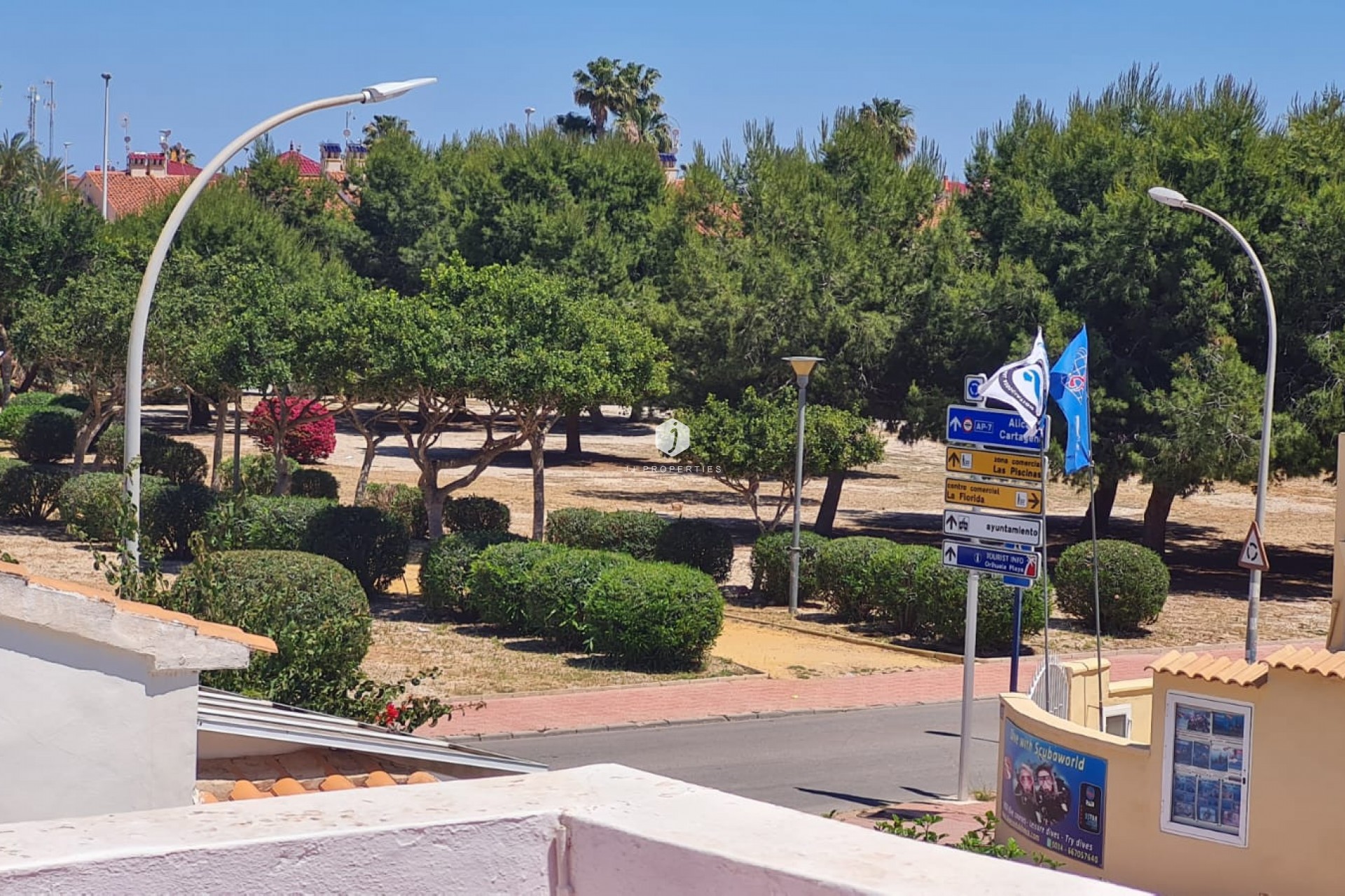 Z drugiej ręki - Villa -
Orihuela Costa - Costa Blanca