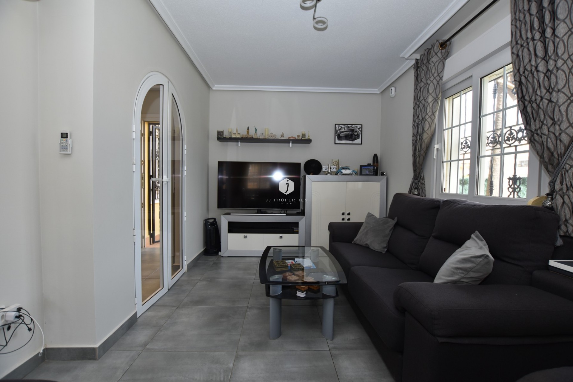 Z drugiej ręki - Villa -
Orihuela Costa - Costa Blanca