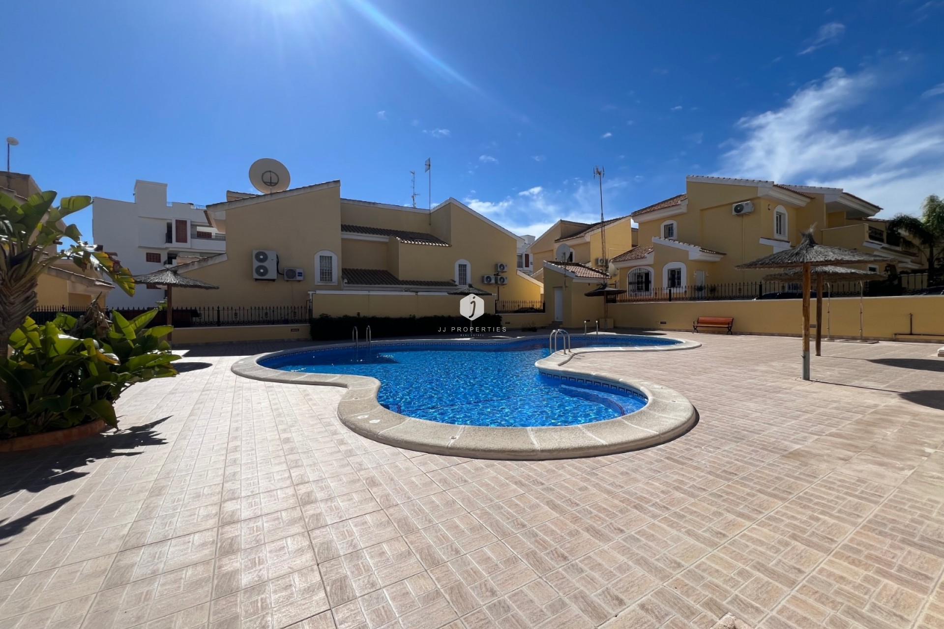 Z drugiej ręki - Villa -
Orihuela Costa - Costa Blanca