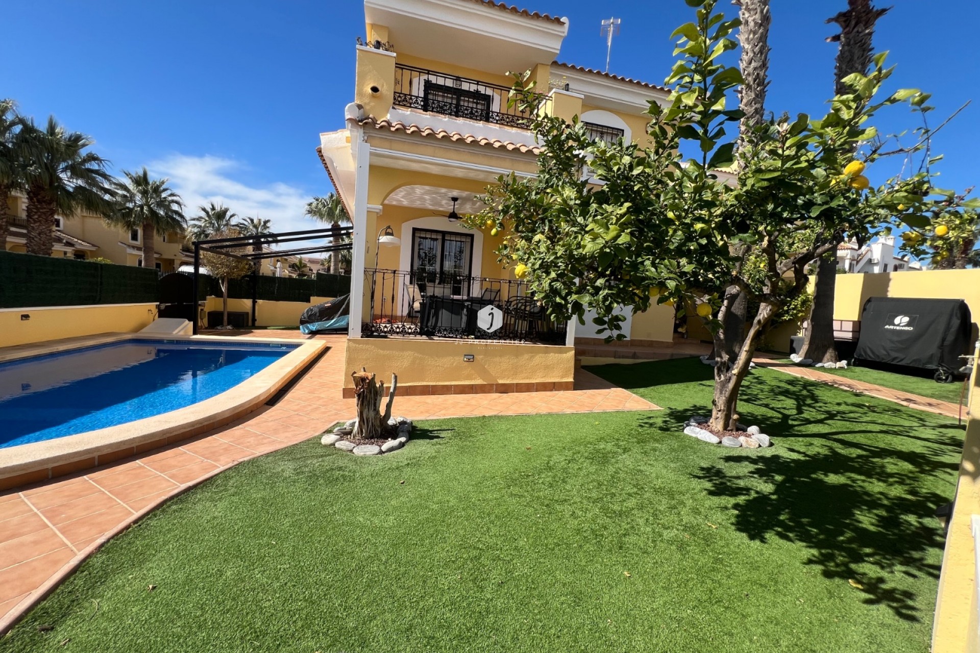 Z drugiej ręki - Villa -
Orihuela Costa - Costa Blanca