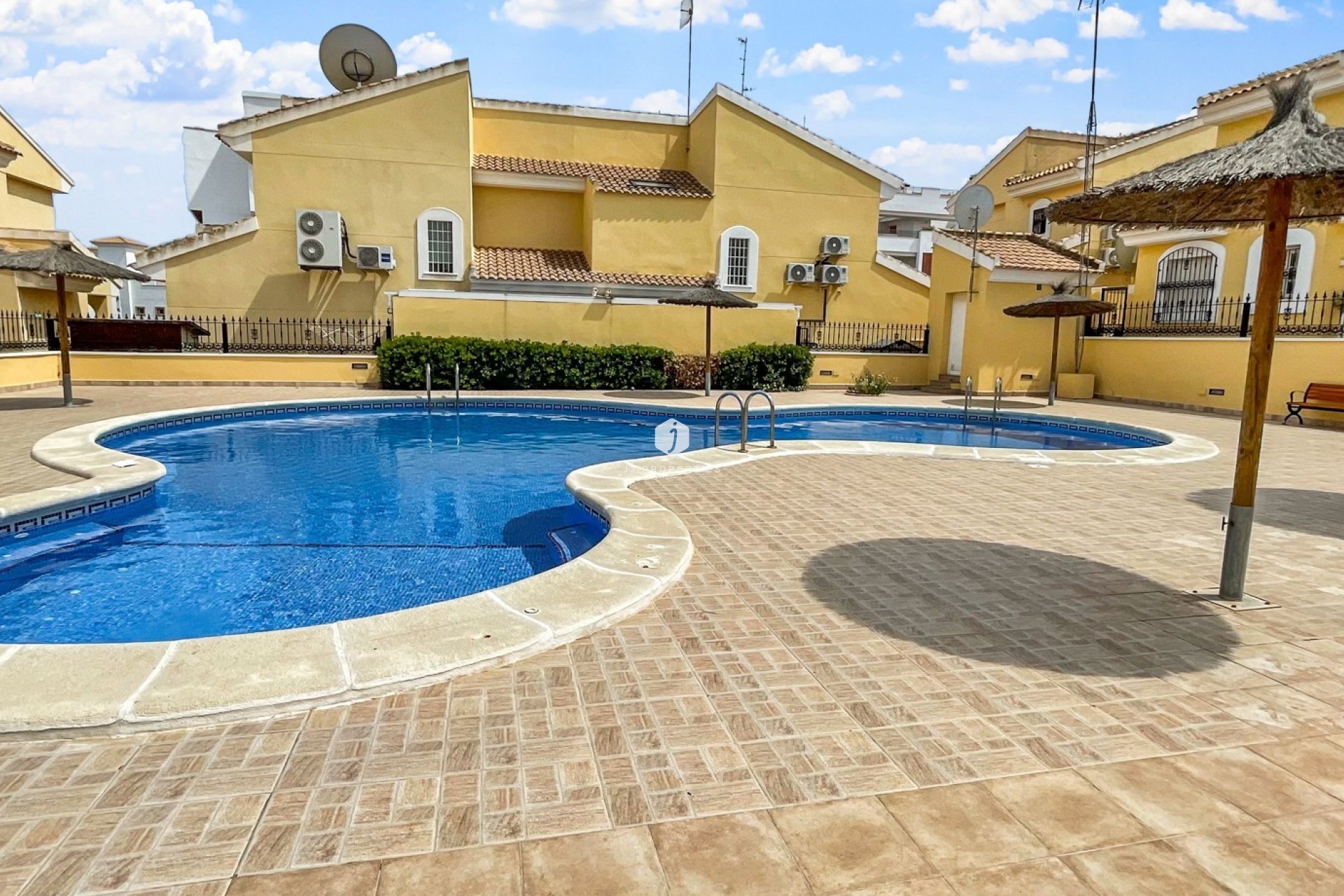 Z drugiej ręki - Villa -
Orihuela Costa - Costa Blanca