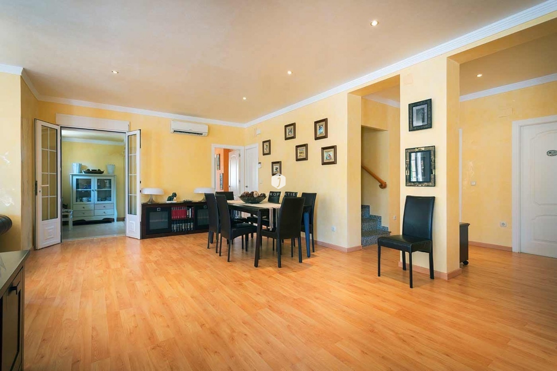Z drugiej ręki - Villa -
Orihuela Costa - Costa Blanca