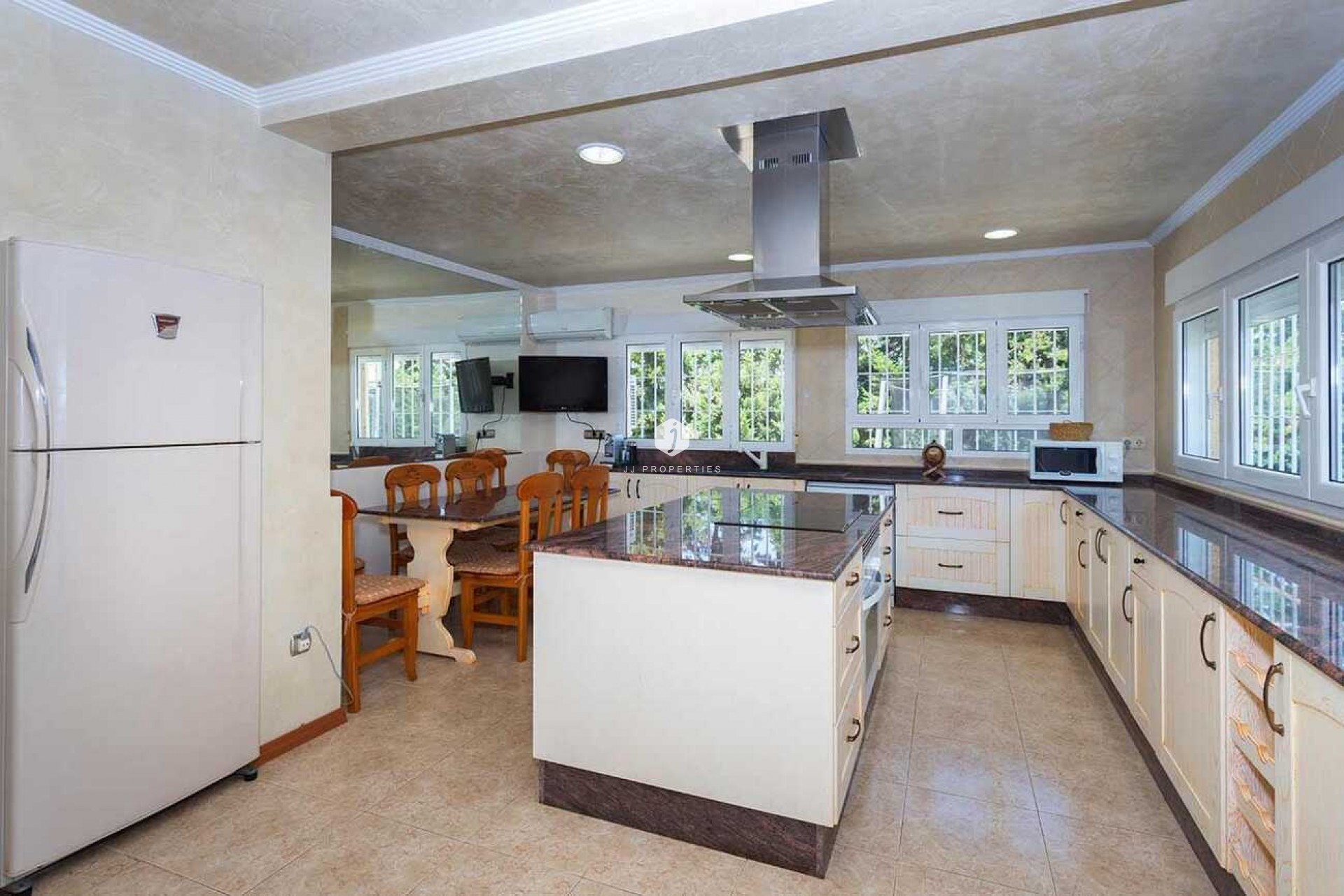 Z drugiej ręki - Villa -
Orihuela Costa - Costa Blanca