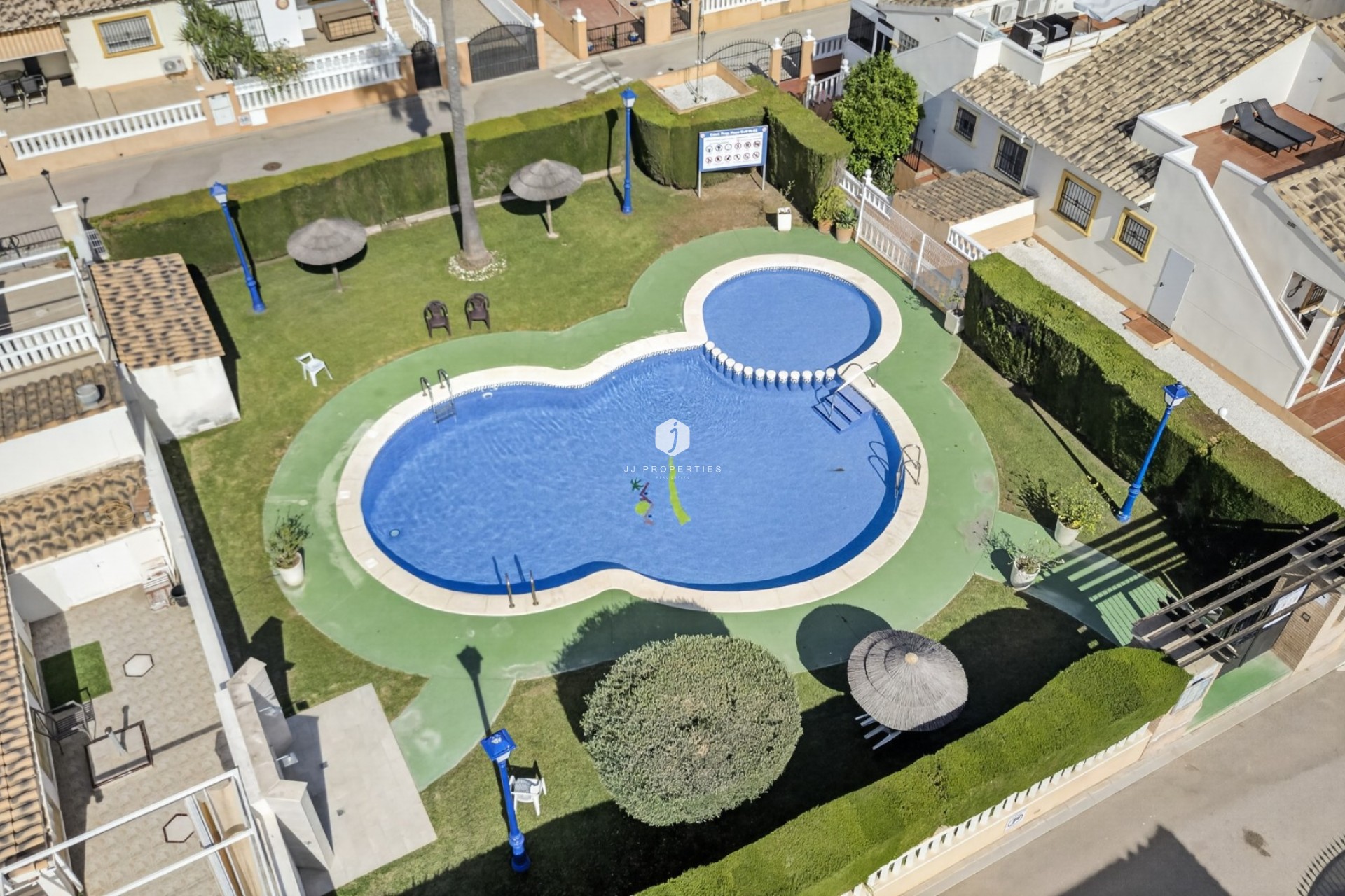 Z drugiej ręki - Villa -
Orihuela Costa - Costa Blanca