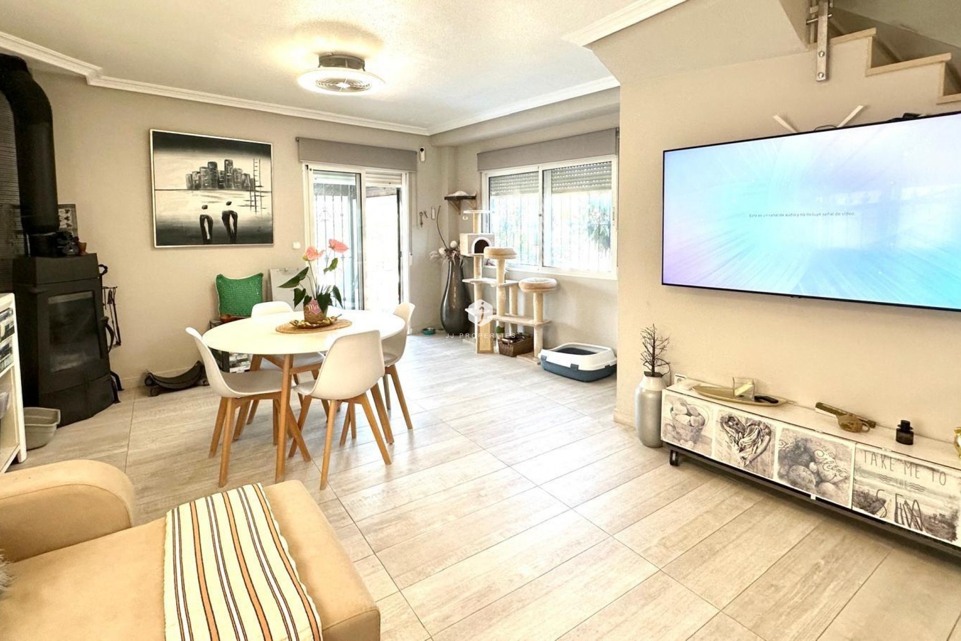 Z drugiej ręki - Villa -
Orihuela Costa - La Regia