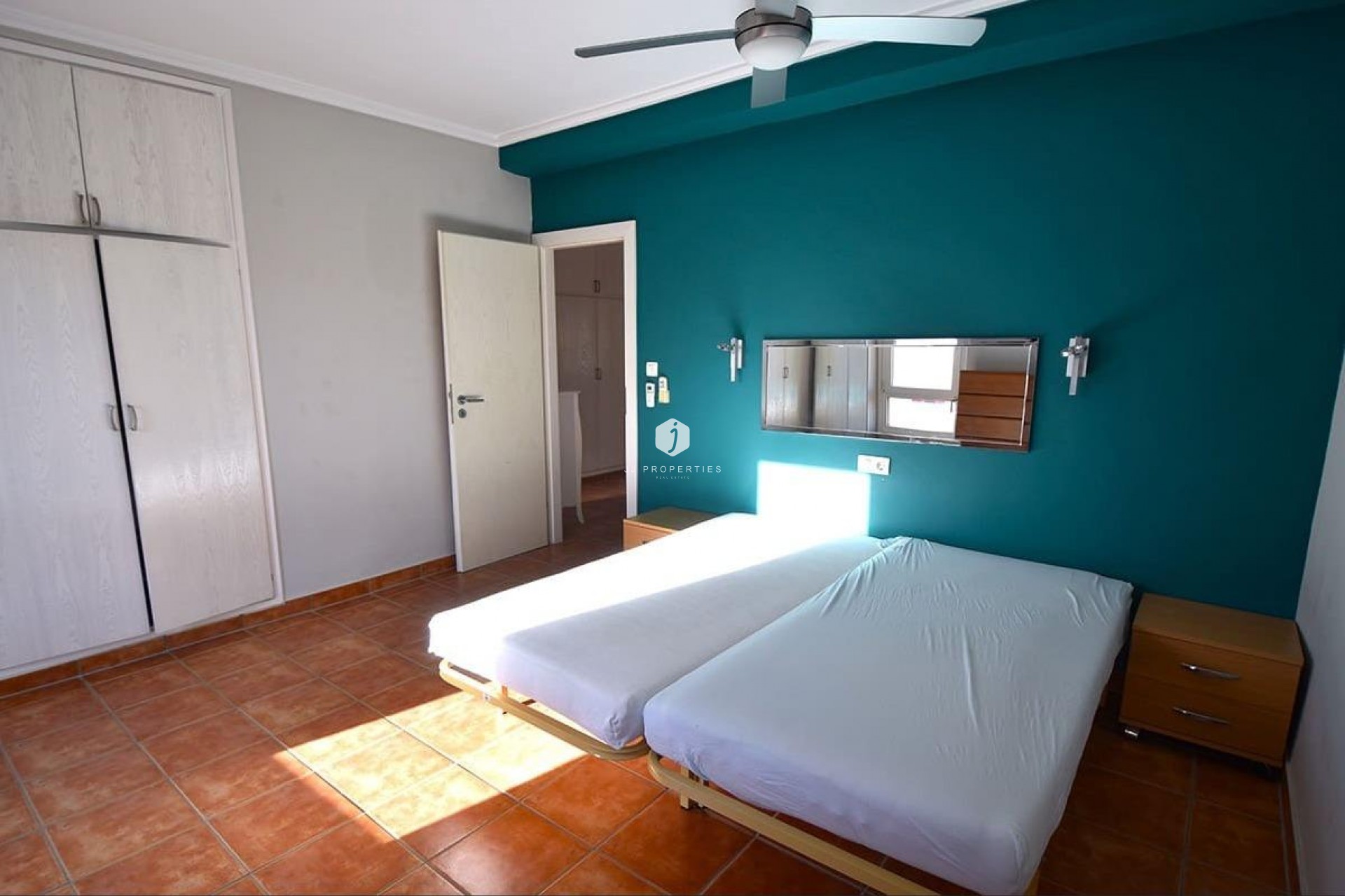 Z drugiej ręki - Villa -
Orihuela Costa - La Zenia