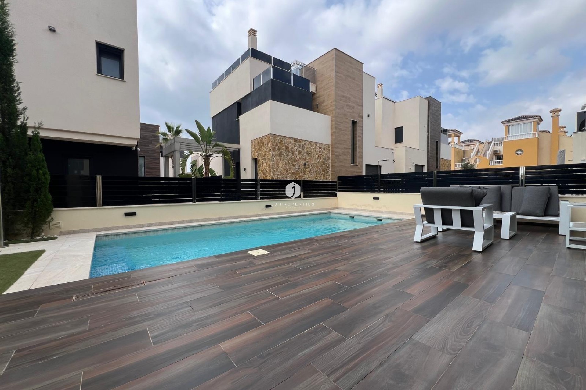 Z drugiej ręki - Villa -
Orihuela Costa - Lomas de Cabo Roig