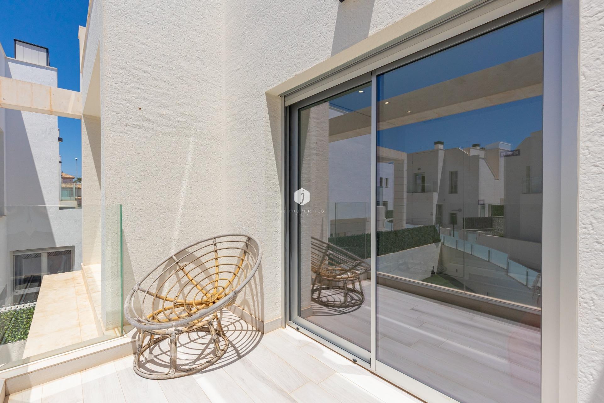 Z drugiej ręki - Villa -
Orihuela Costa - Lomas de Cabo Roig