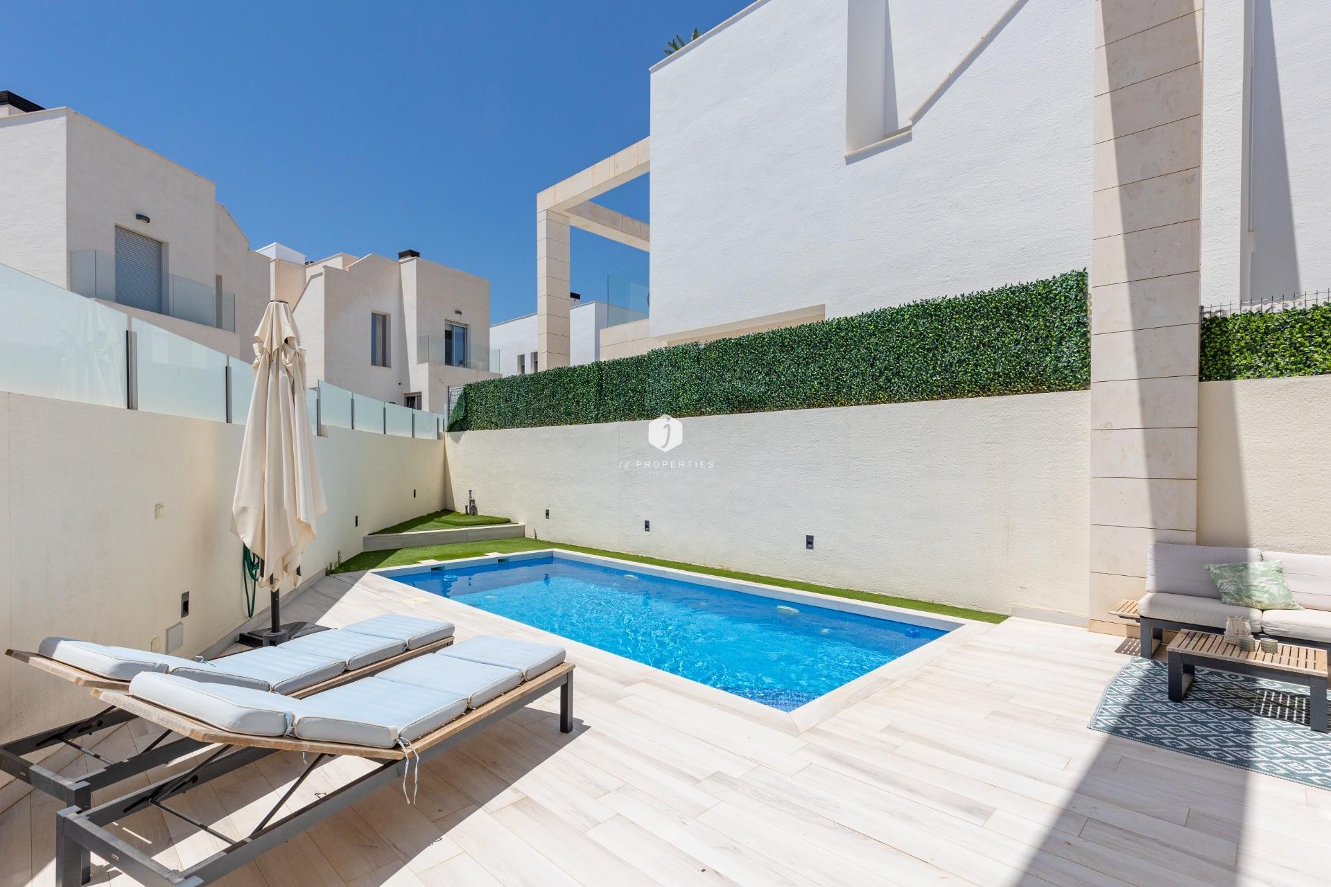 Z drugiej ręki - Villa -
Orihuela Costa - Lomas de Cabo Roig