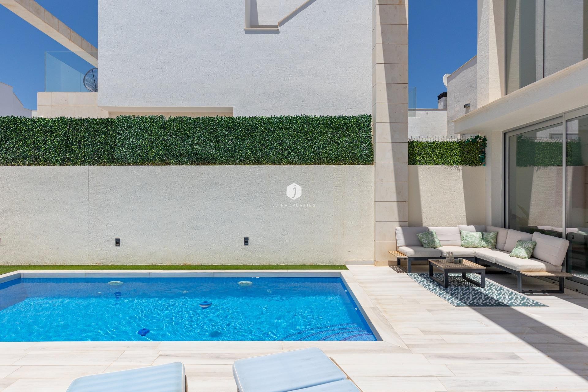 Z drugiej ręki - Villa -
Orihuela Costa - Lomas de Cabo Roig