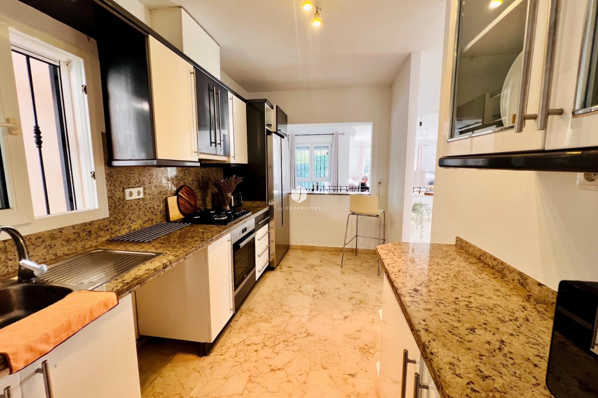 Z drugiej ręki - Villa -
Orihuela Costa - Lomas De Campoamor-las Ramblas