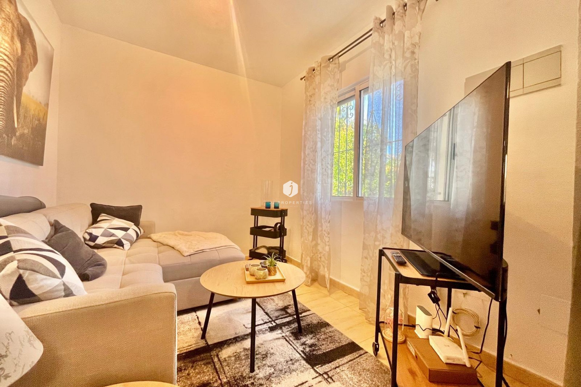 Z drugiej ręki - Villa -
Orihuela Costa - Los Almendros-la Florida