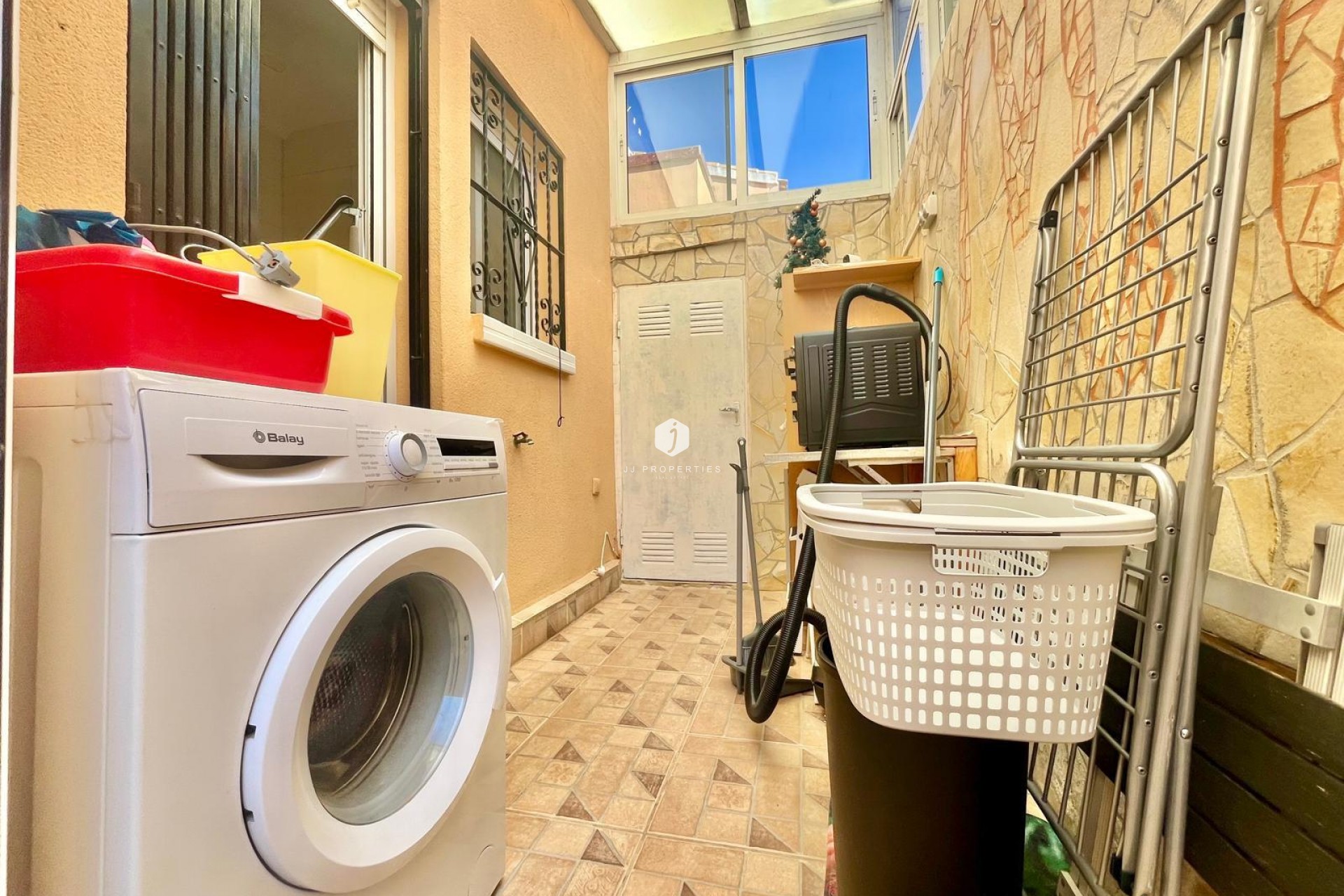 Z drugiej ręki - Villa -
Orihuela Costa - Los Almendros-la Florida