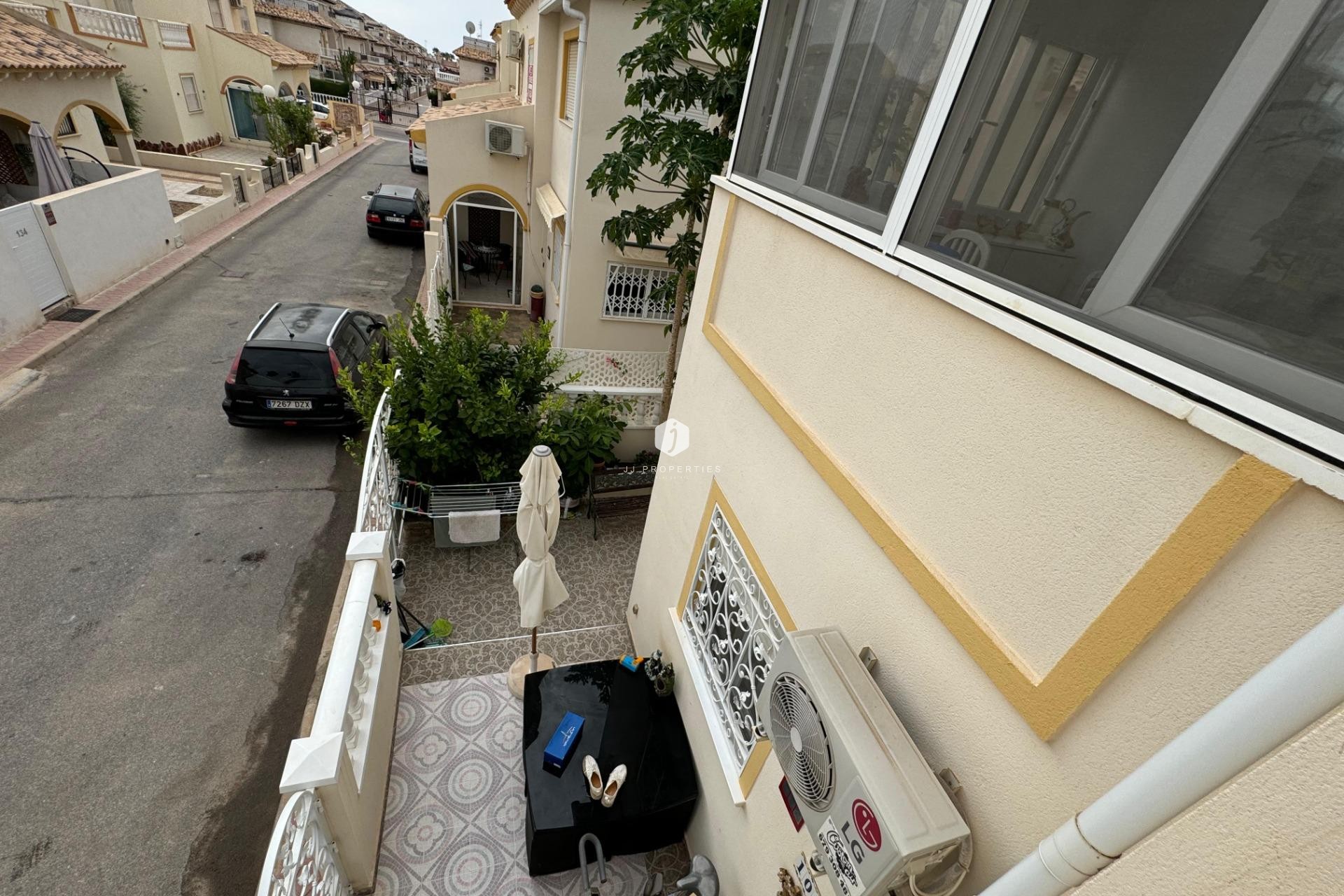 Z drugiej ręki - Villa -
Orihuela Costa - Los Dolses