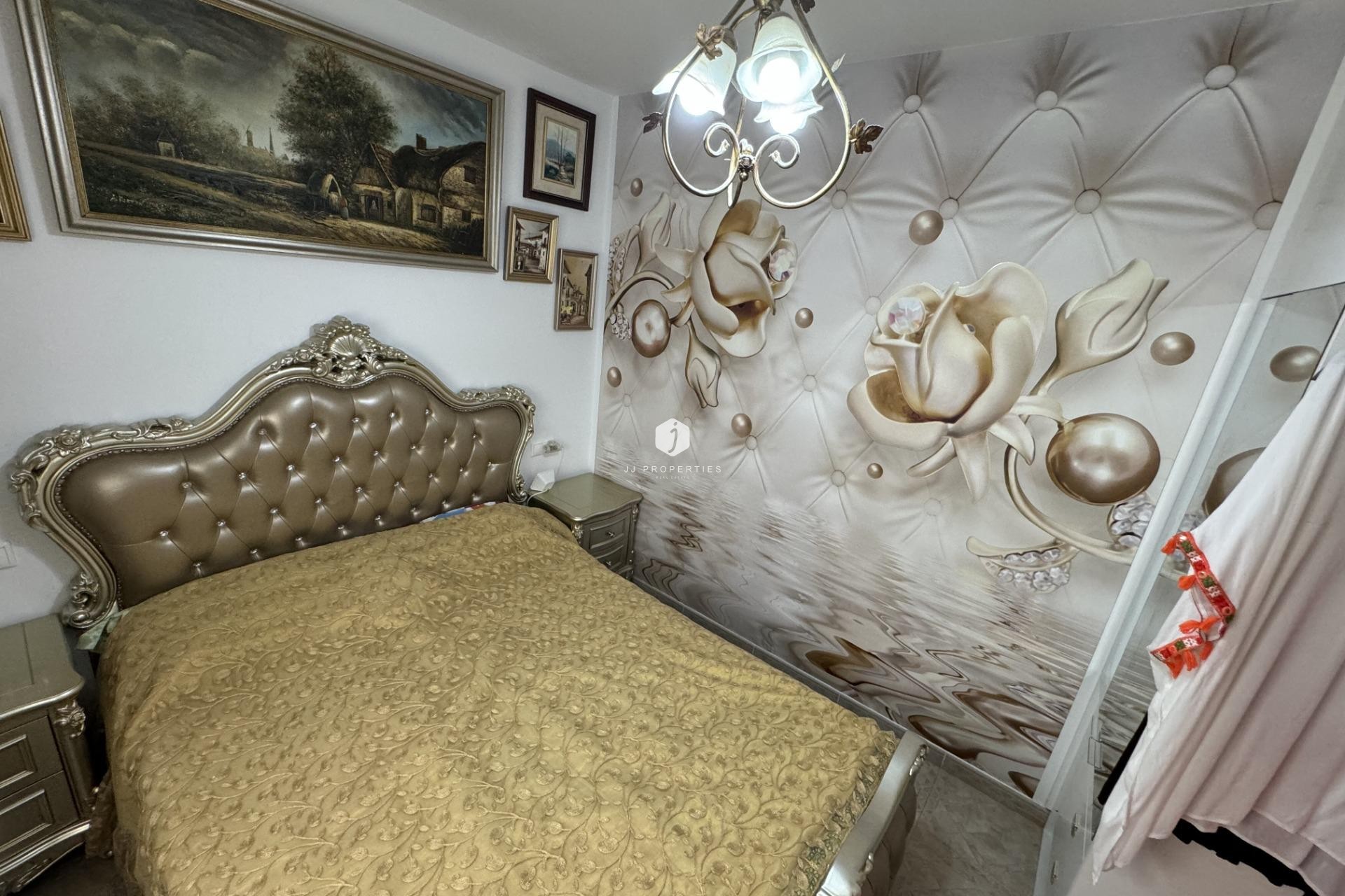 Z drugiej ręki - Villa -
Orihuela Costa - Los Dolses