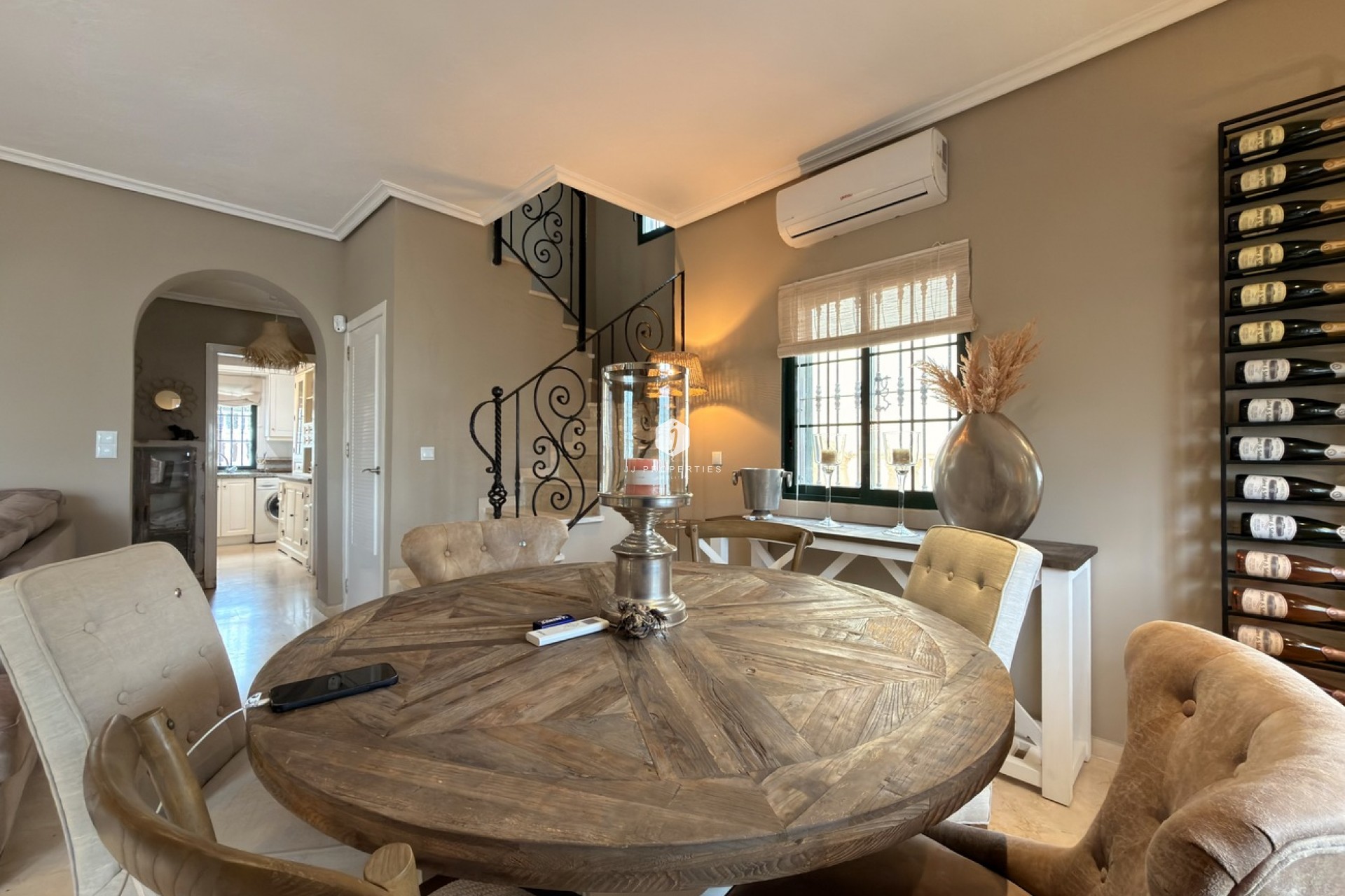 Z drugiej ręki - Villa -
Orihuela Costa - Los Doses