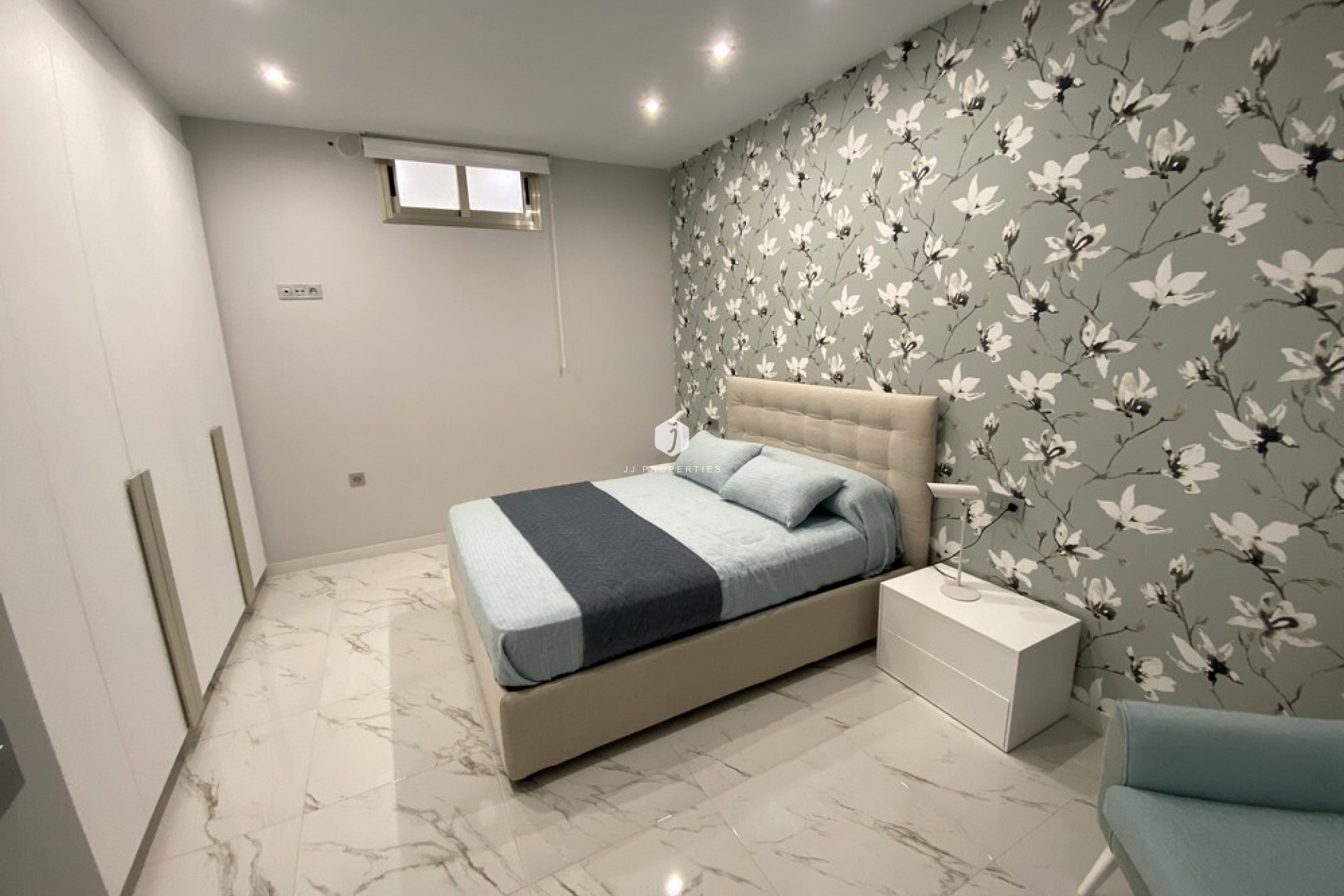 Z drugiej ręki - Villa -
Orihuela Costa - PAU 26