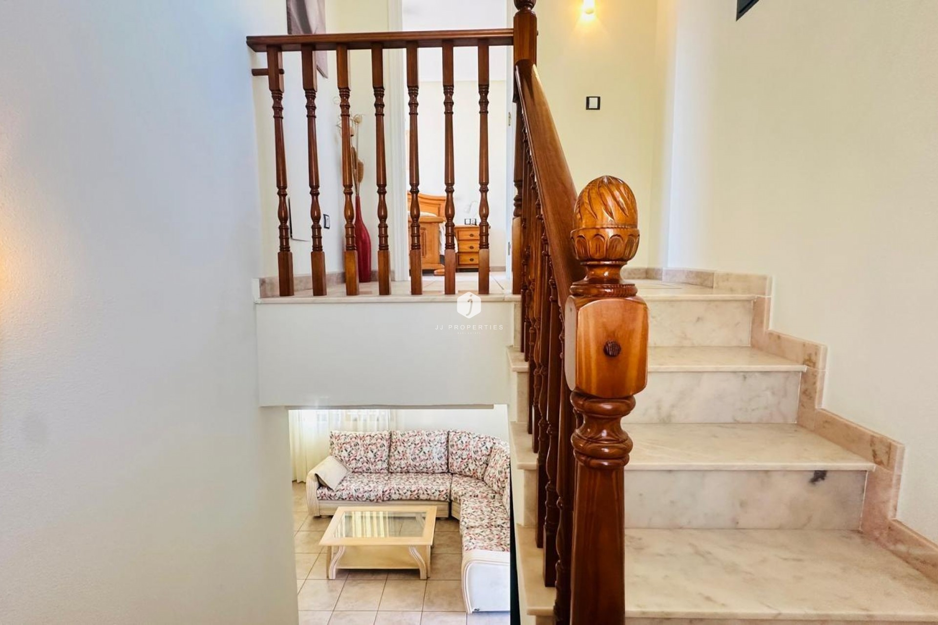 Z drugiej ręki - Villa -
Orihuela Costa - PAU 8