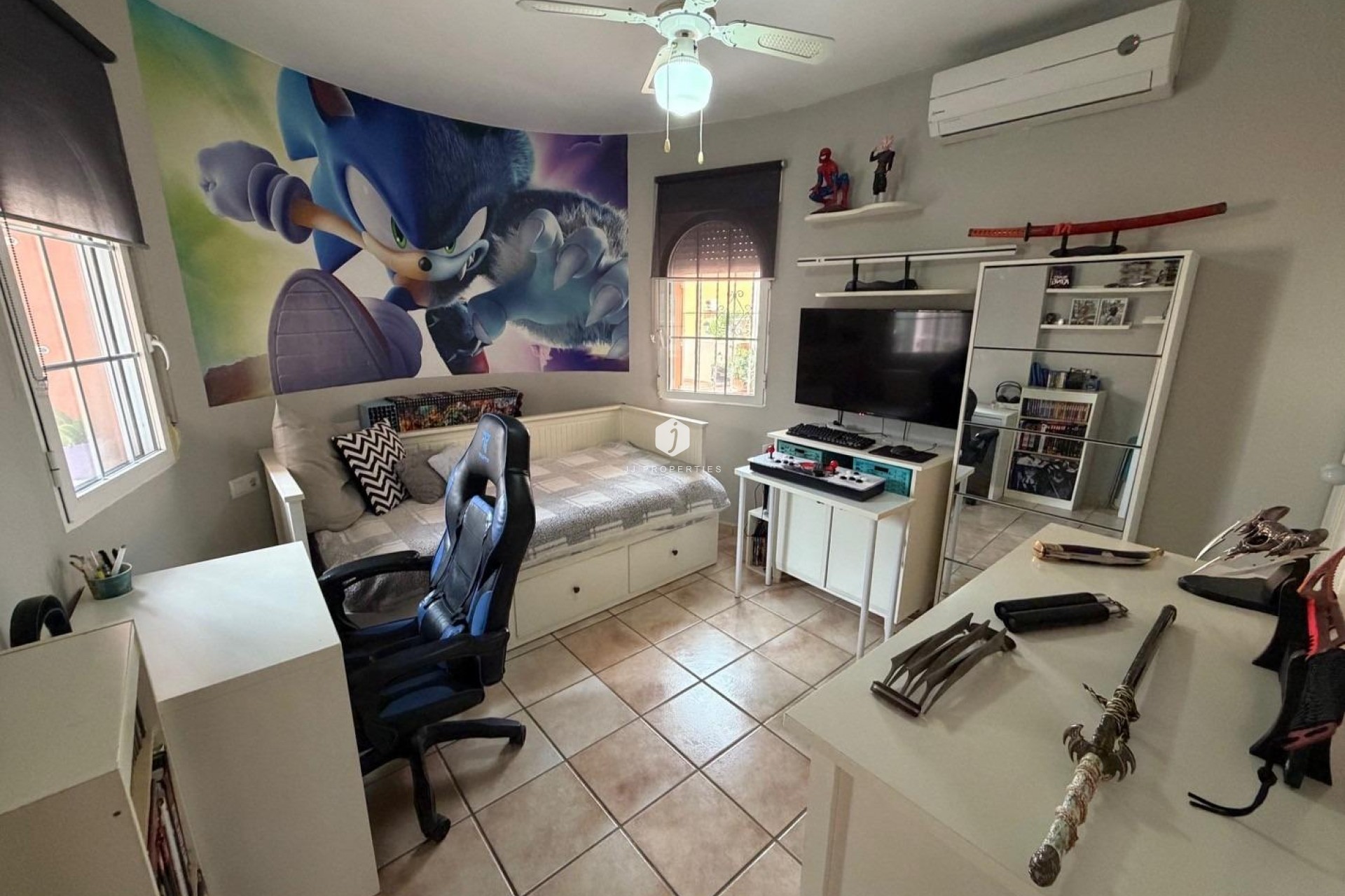 Z drugiej ręki - Villa -
Orihuela Costa - Playa Flamenca