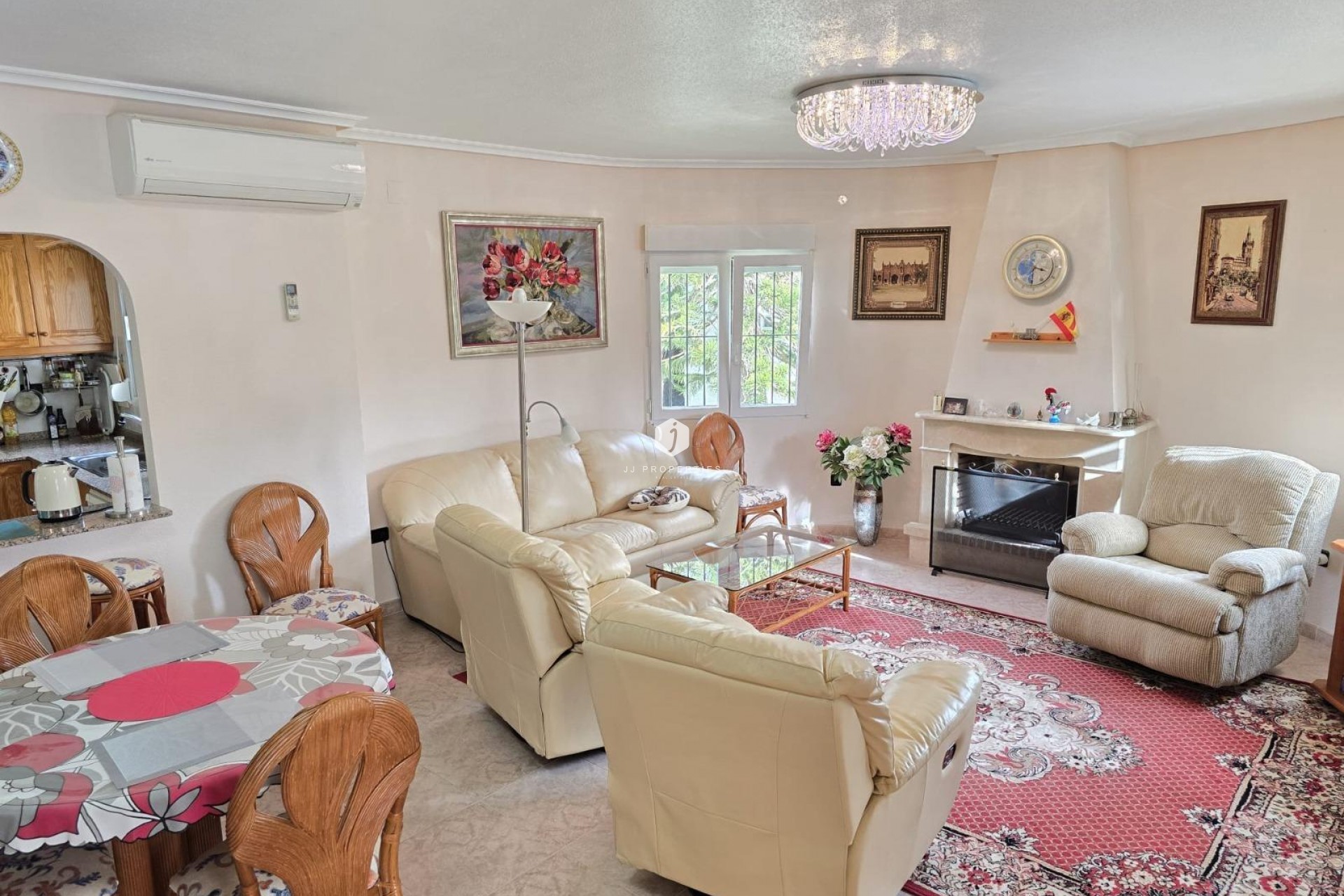 Z drugiej ręki - Villa -
Orihuela Costa - Playa Flamenca