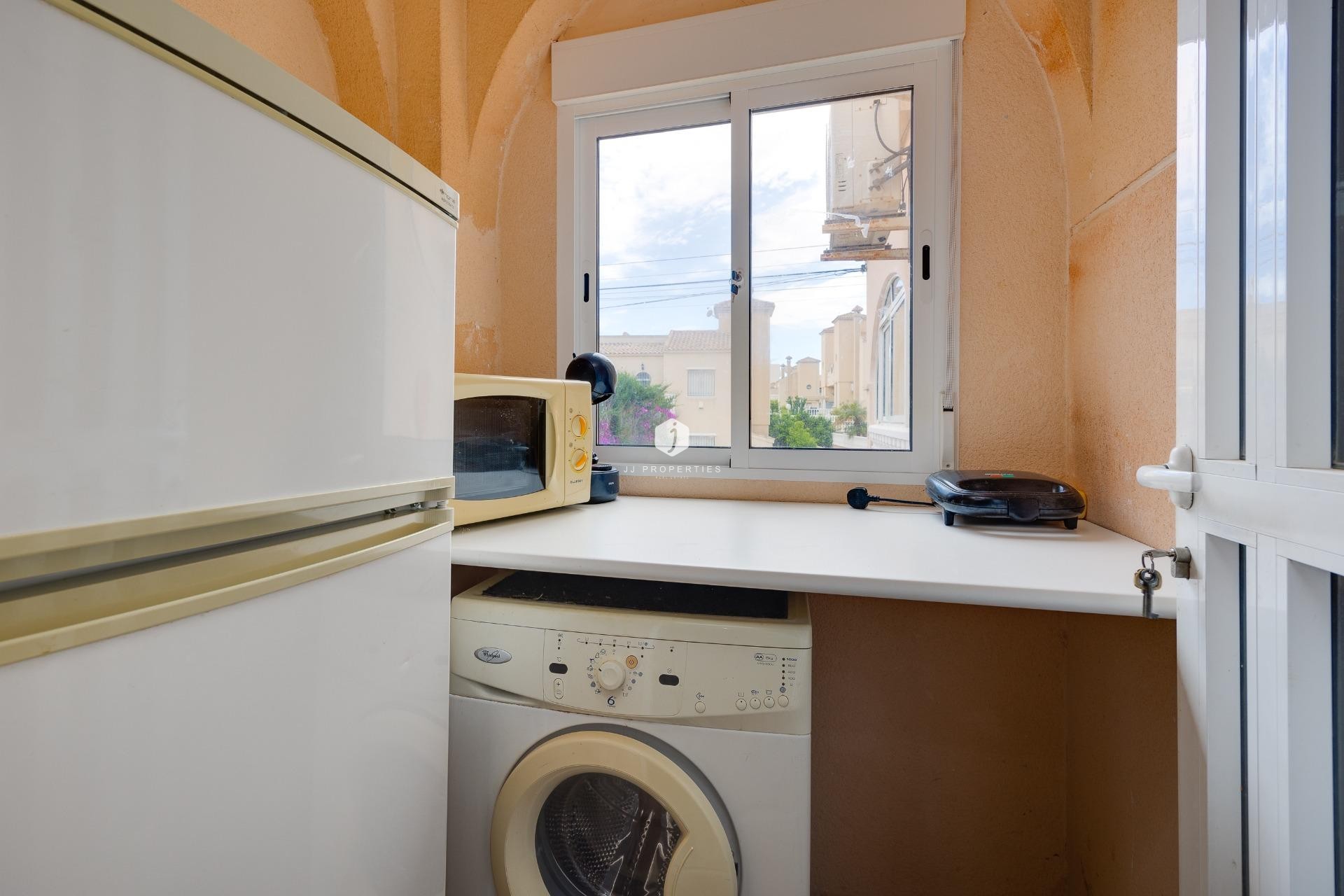 Z drugiej ręki - Villa -
Orihuela Costa - Villamartín-las Filipinas