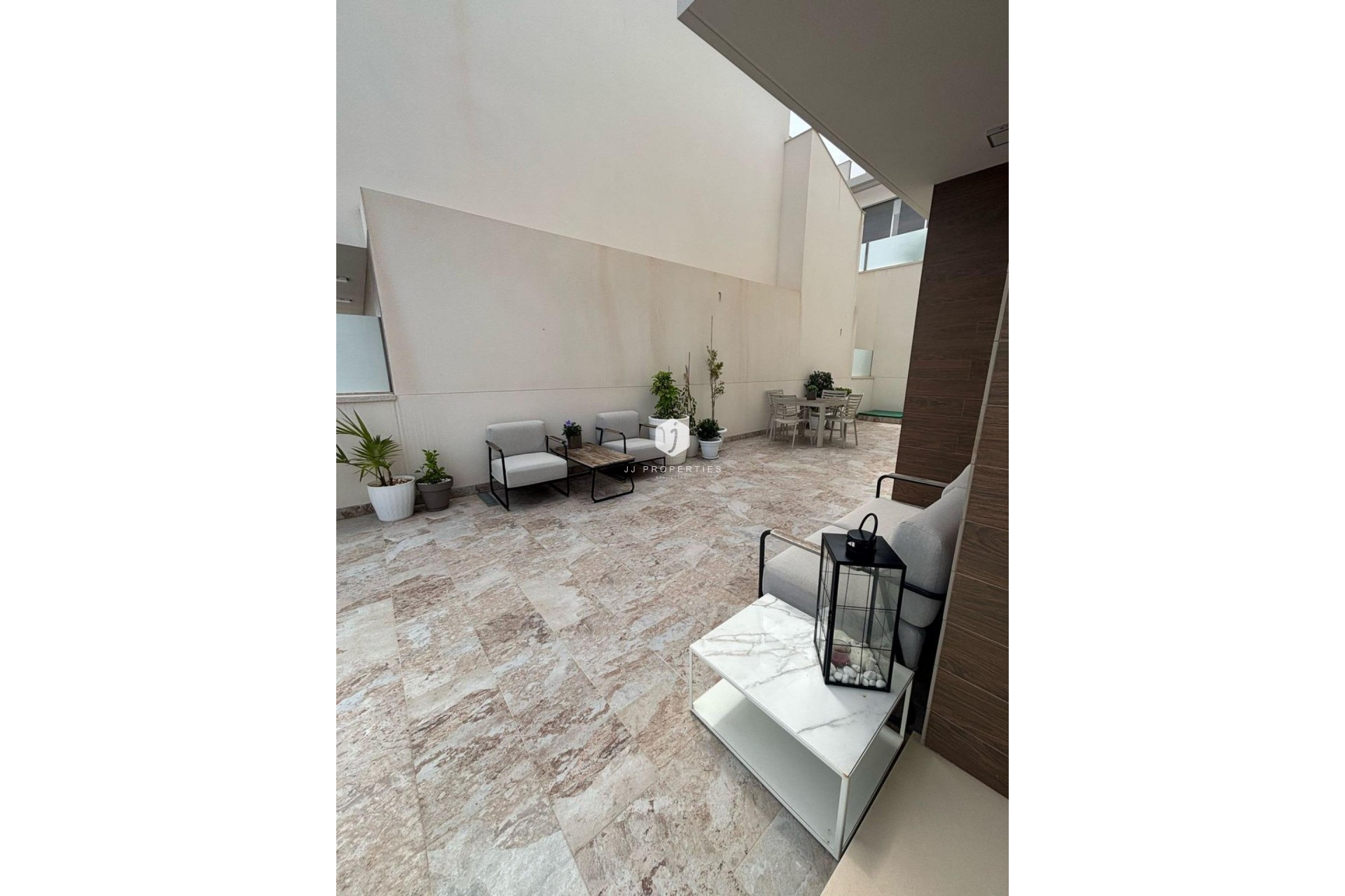 Z drugiej ręki - Villa -
Orihuela Costa - Villamartín-las Filipinas