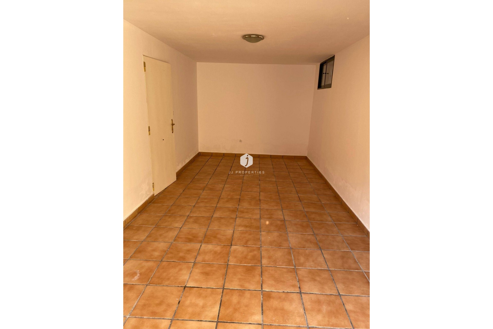 Z drugiej ręki - Villa -
Orihuela Costa - Villamartín-las Filipinas