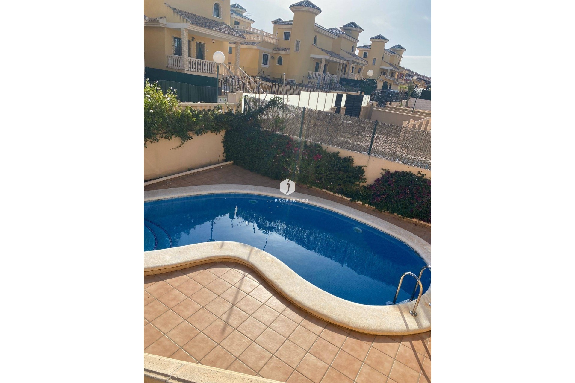 Z drugiej ręki - Villa -
Orihuela Costa - Villamartín-las Filipinas