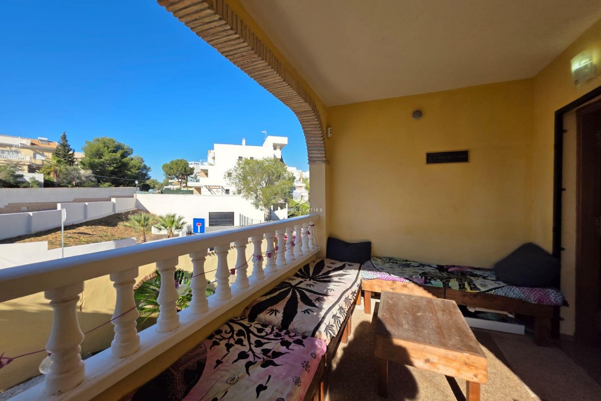 Z drugiej ręki - Villa -
Orihuela Costa - Villamartín-las Filipinas