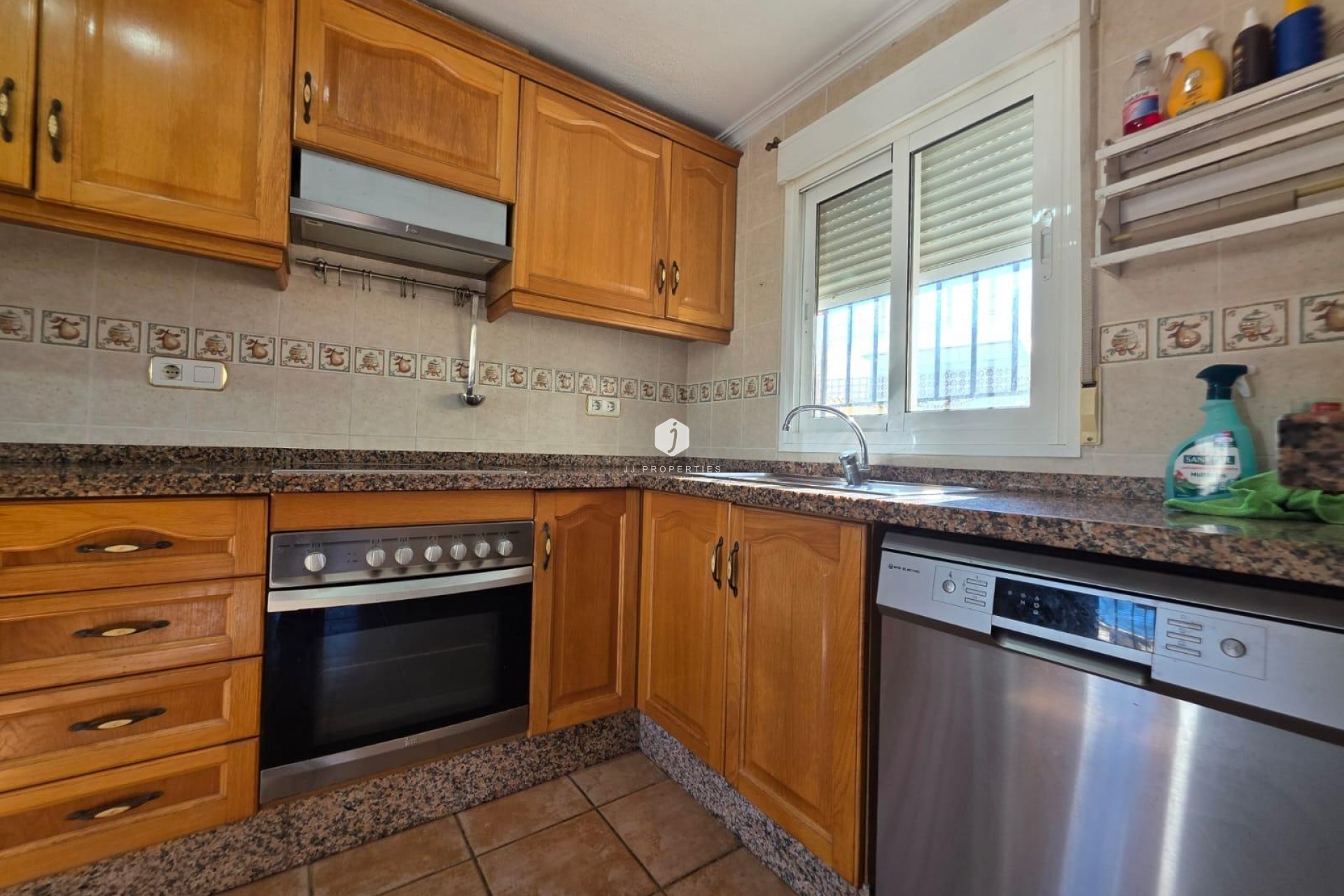 Z drugiej ręki - Villa -
Orihuela Costa - Villamartín-las Filipinas