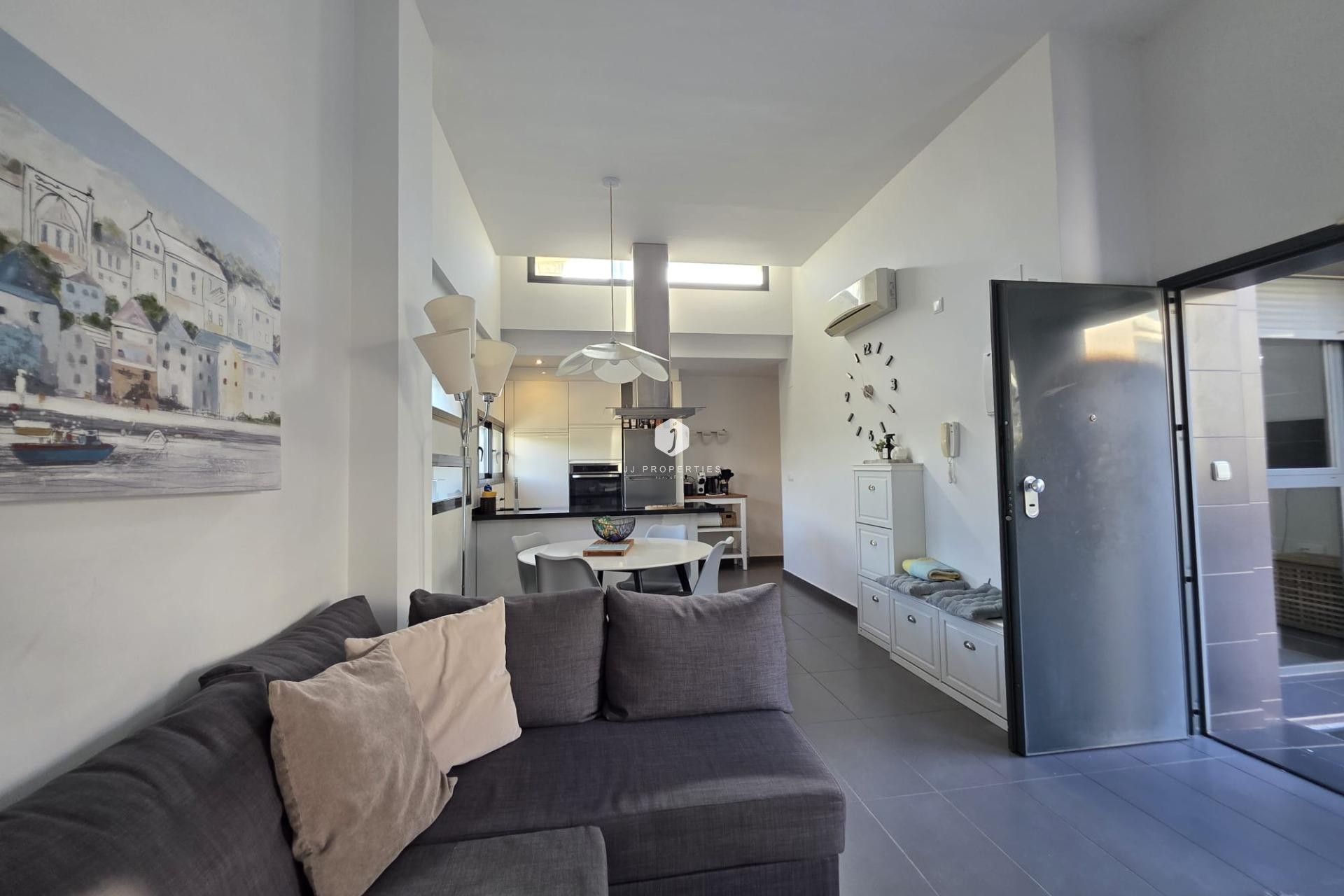 Z drugiej ręki - Villa -
Orihuela Costa - Villamartín