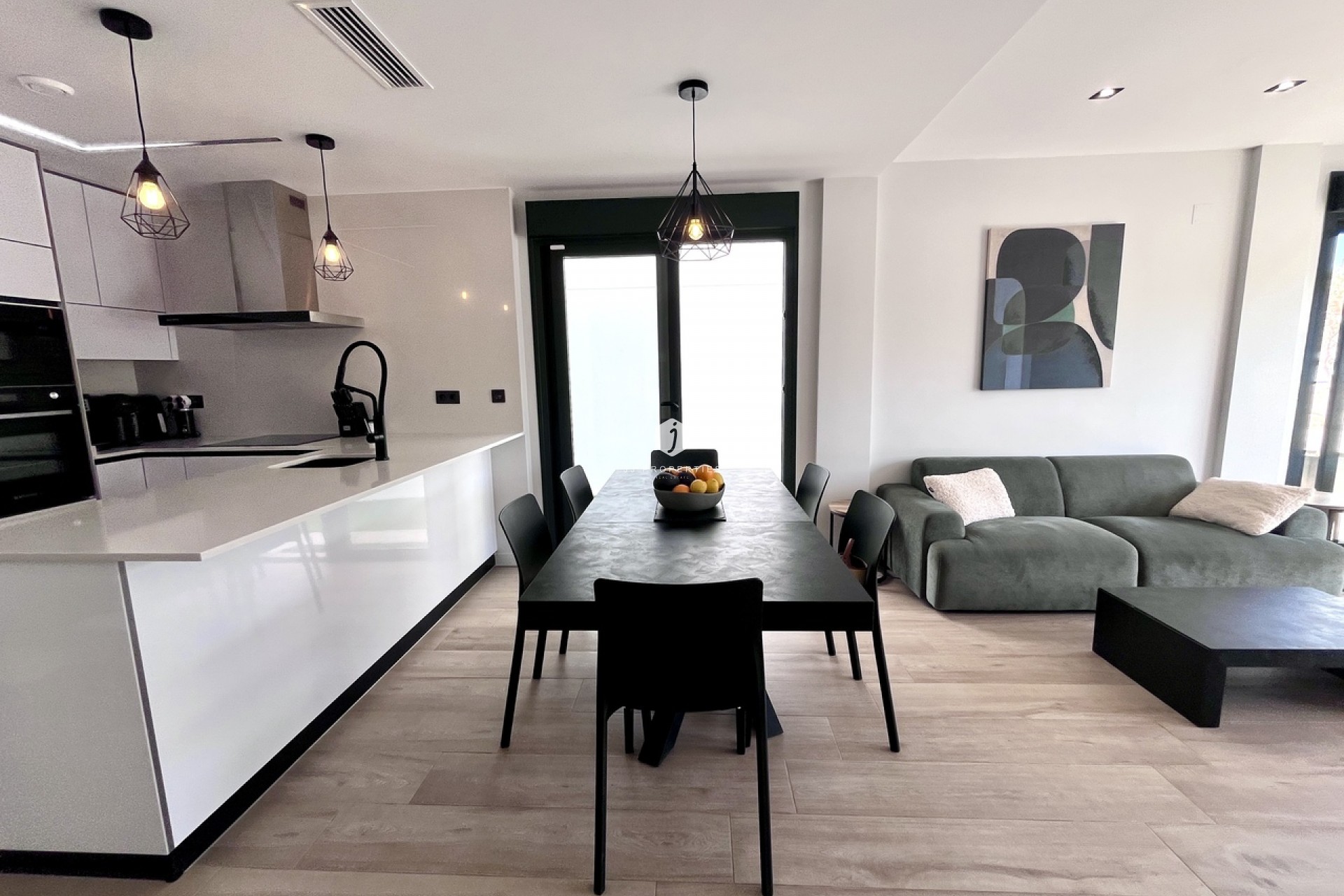 Z drugiej ręki - Villa -
Playa Flamenca - Costa Blanca