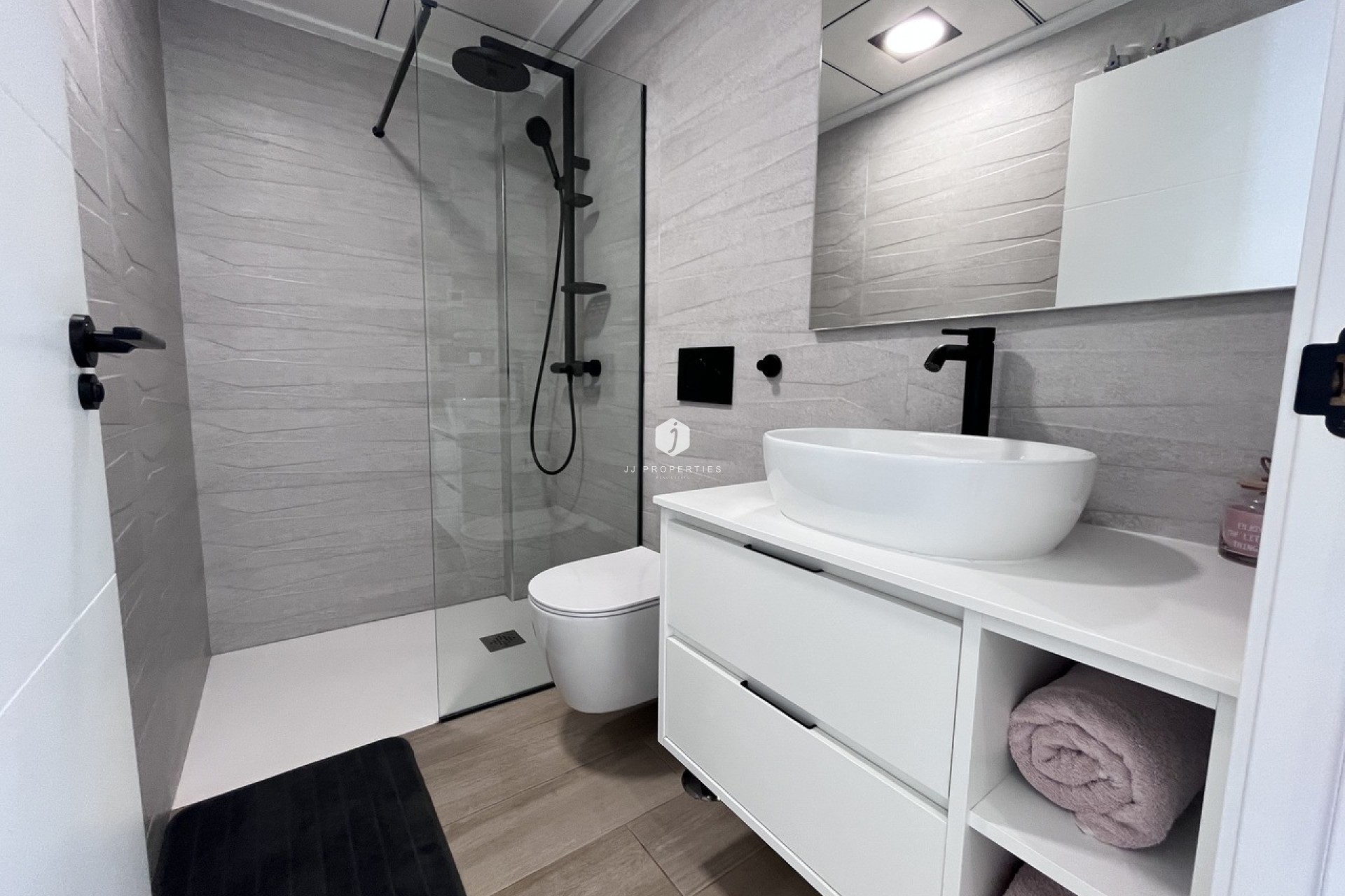 Z drugiej ręki - Villa -
Playa Flamenca - Costa Blanca