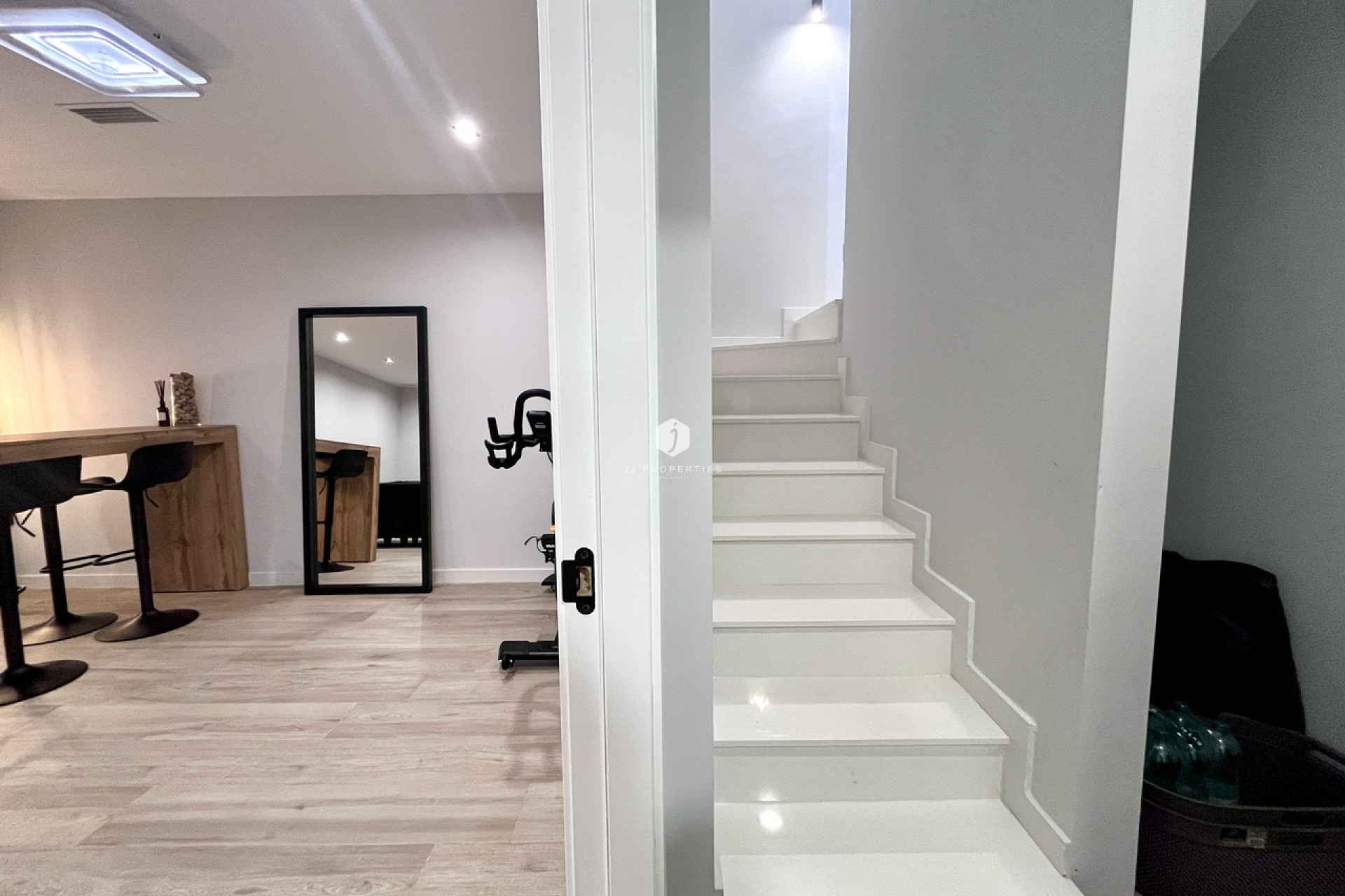 Z drugiej ręki - Villa -
Playa Flamenca - Costa Blanca