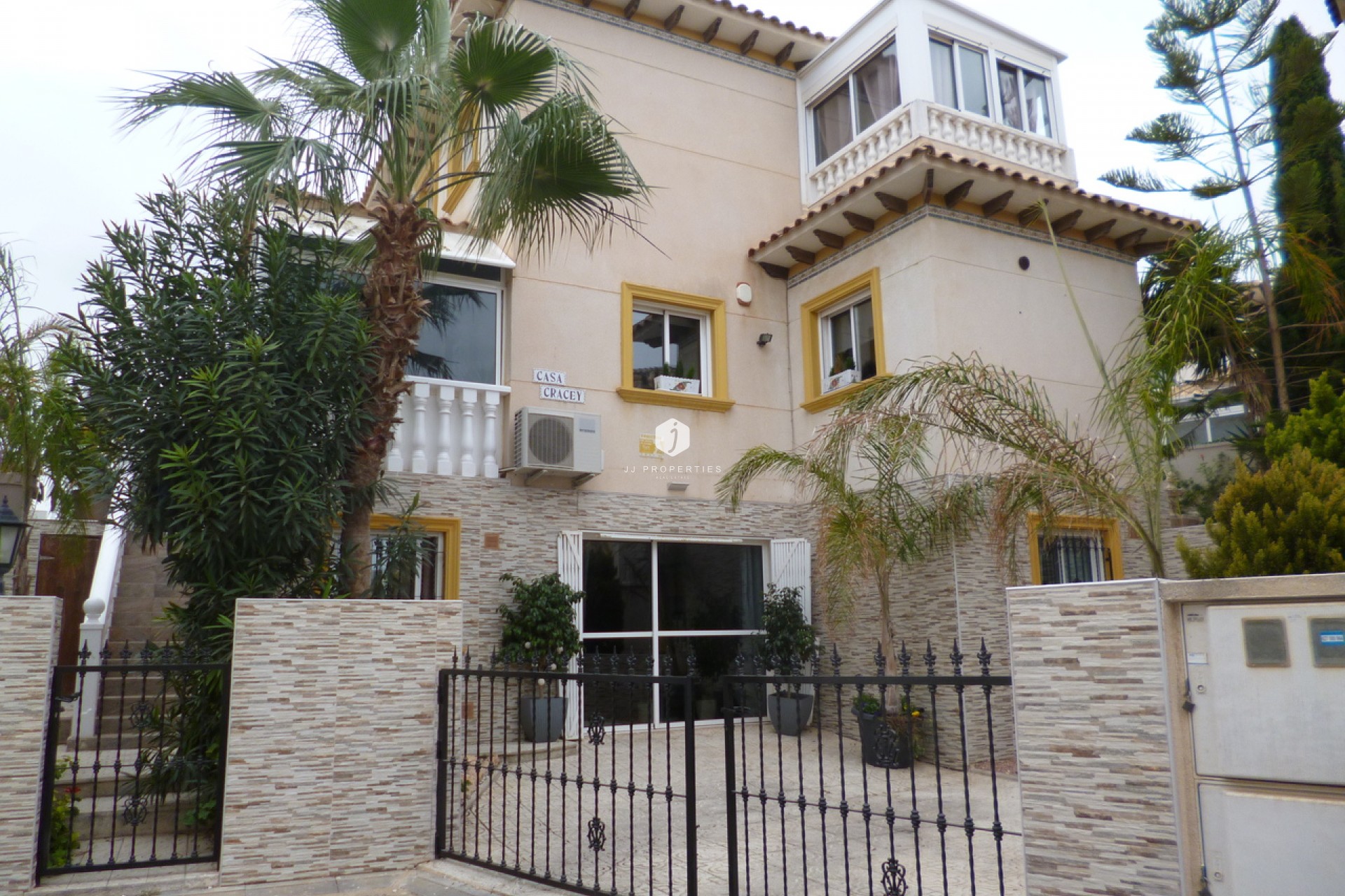 Z drugiej ręki - Villa -
Playa Flamenca - Costa Blanca