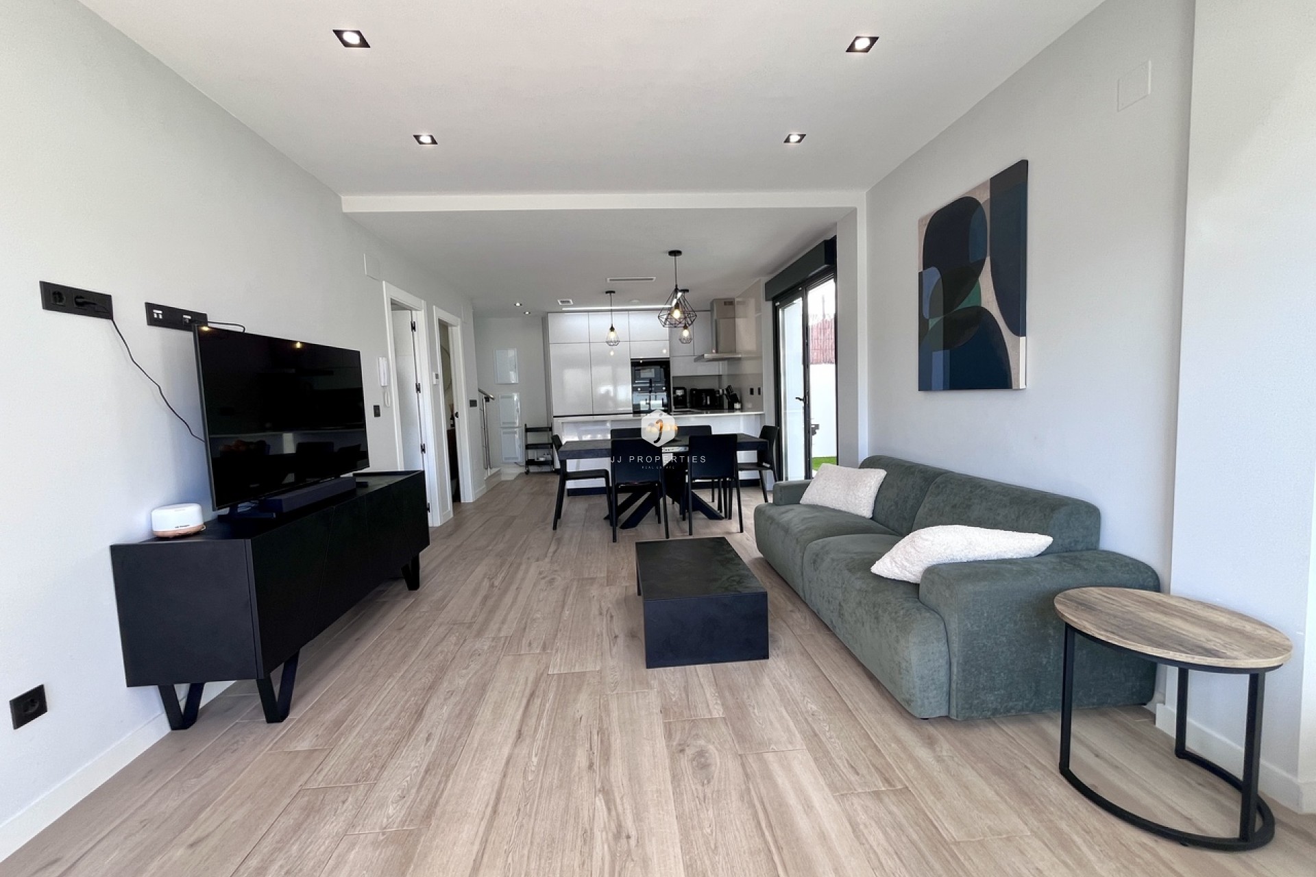 Z drugiej ręki - Villa -
Punta Prima - Costa Blanca