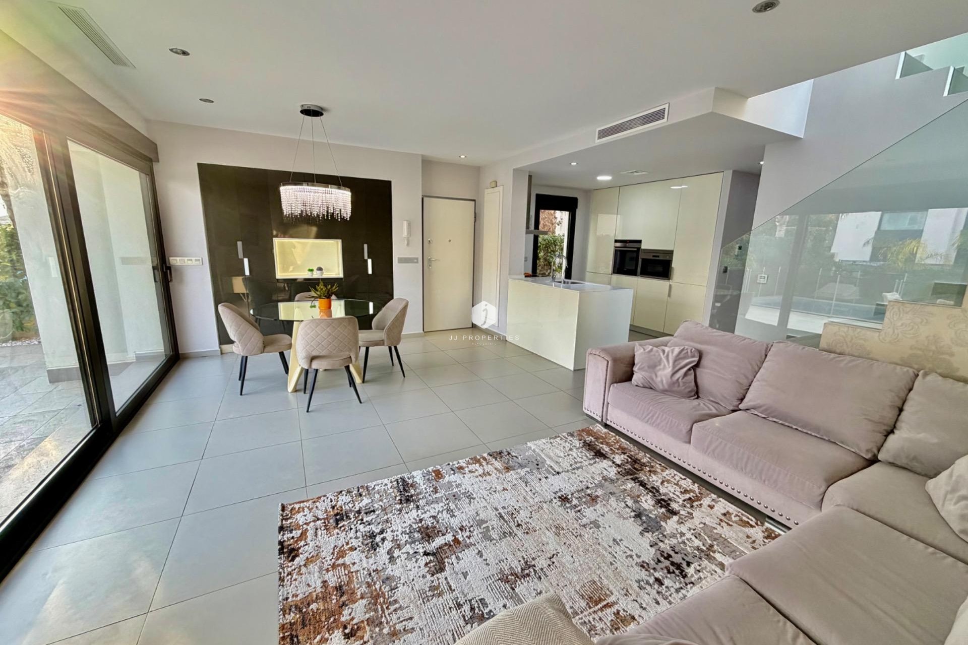 Z drugiej ręki - Villa -
Rojales - Cuidad Quesada