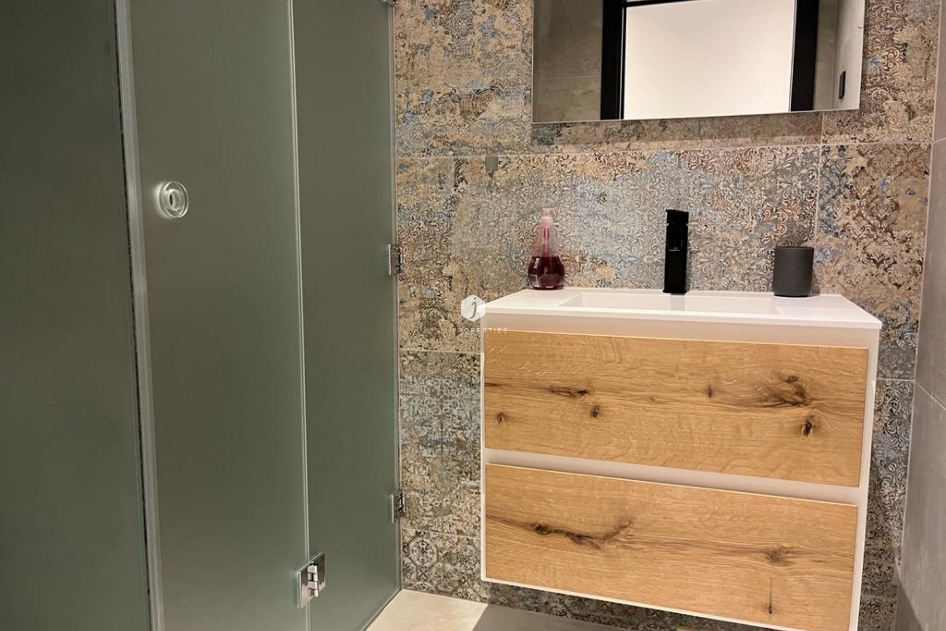 Z drugiej ręki - Villa -
Rojales - Inland